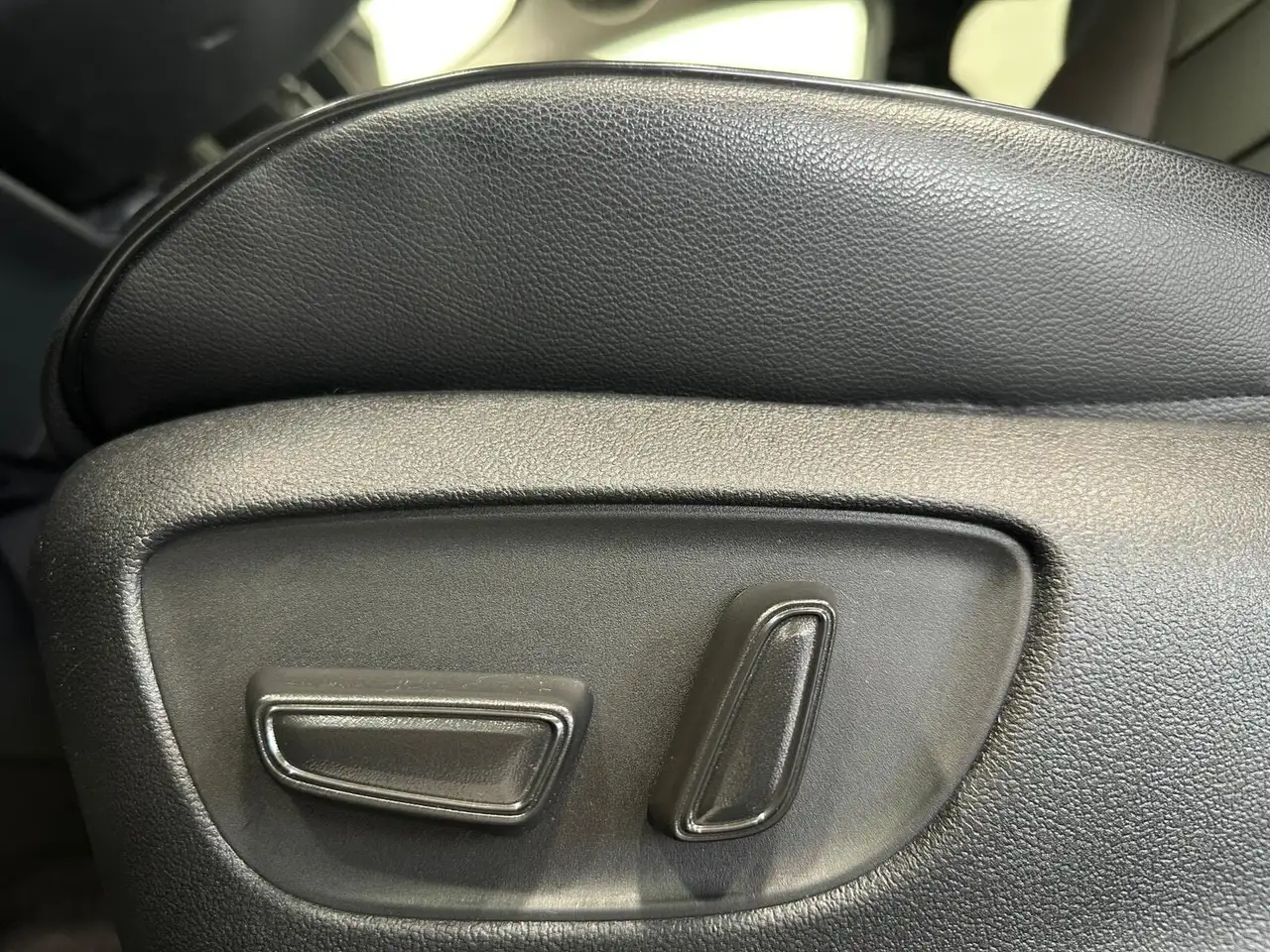 Toyota Sienna снимка Toyota Sienna