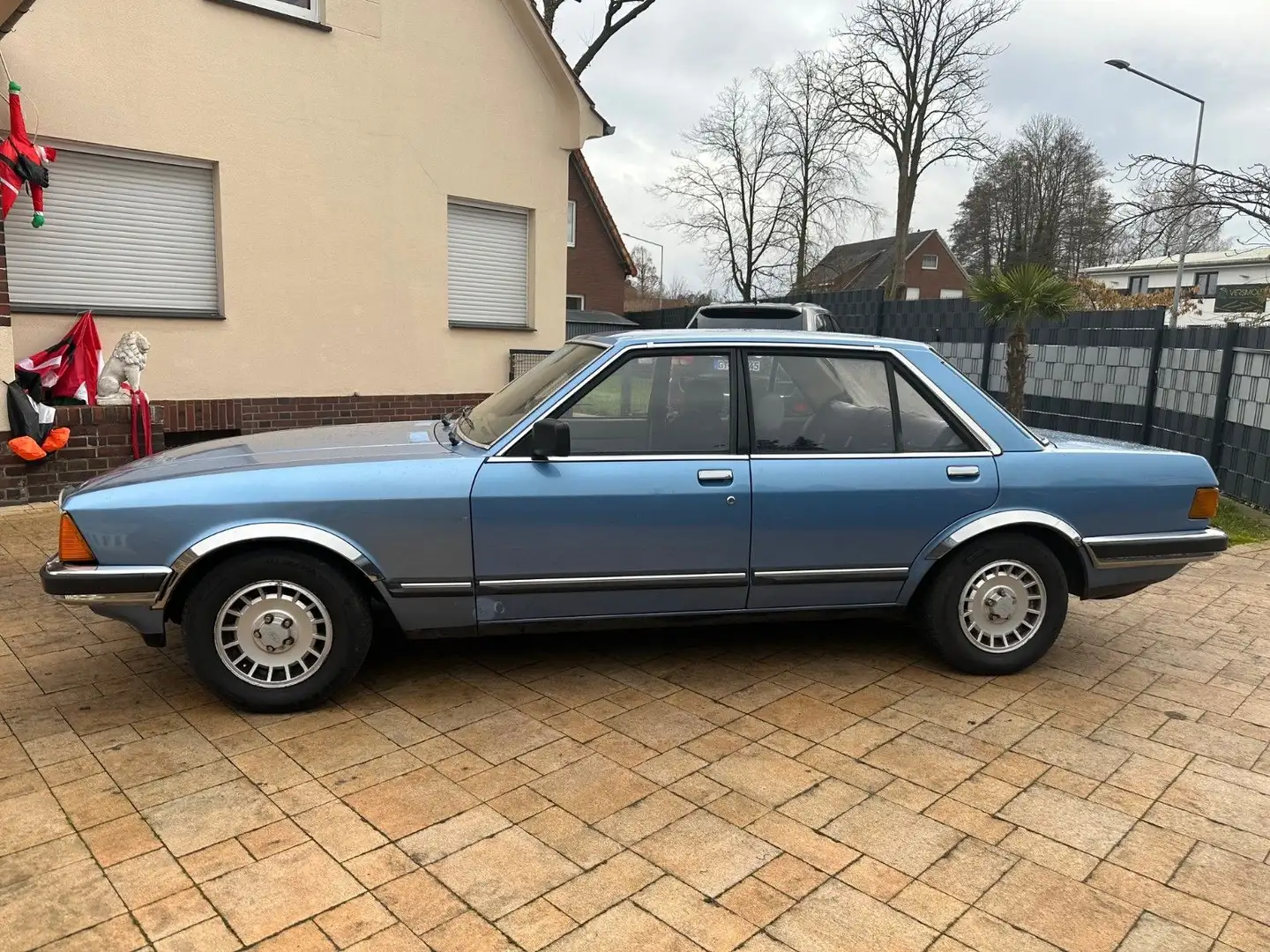 Ford Granada 2.0 H-Kennzeichen+Oldtimer+Tüv/AU neu Blau - 2