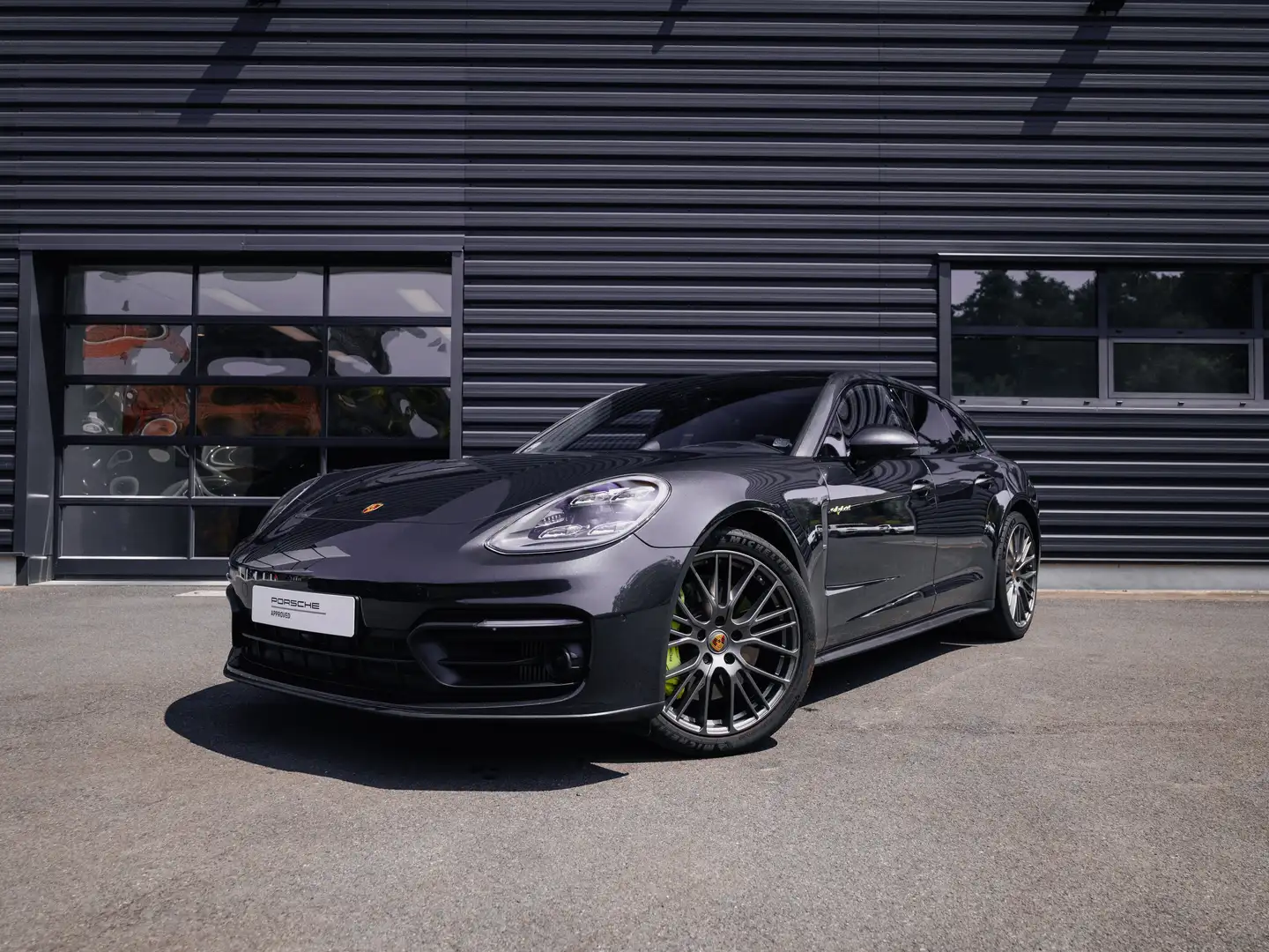 Porsche Panamera 4 E-Hybrid Platinum Edition Sport Turismo Gris - 1