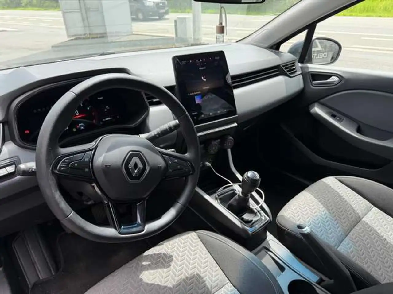 Renault Clio Citadine 3 portes — photo 6