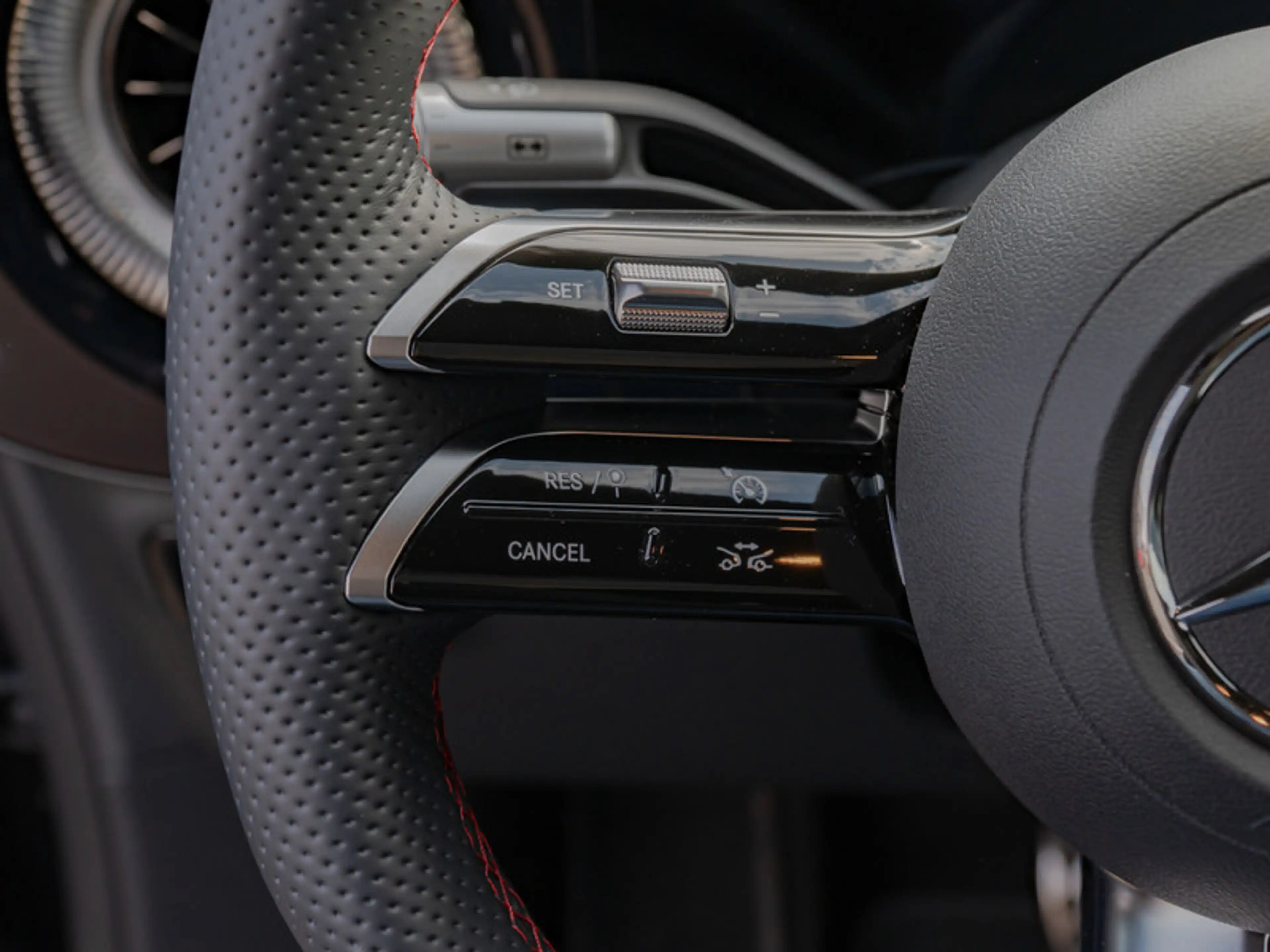 Mercedes-Benz CLA 200 AMG-Sport/Super/Pano/MLB/Night/Keyl/19" — photo 15
