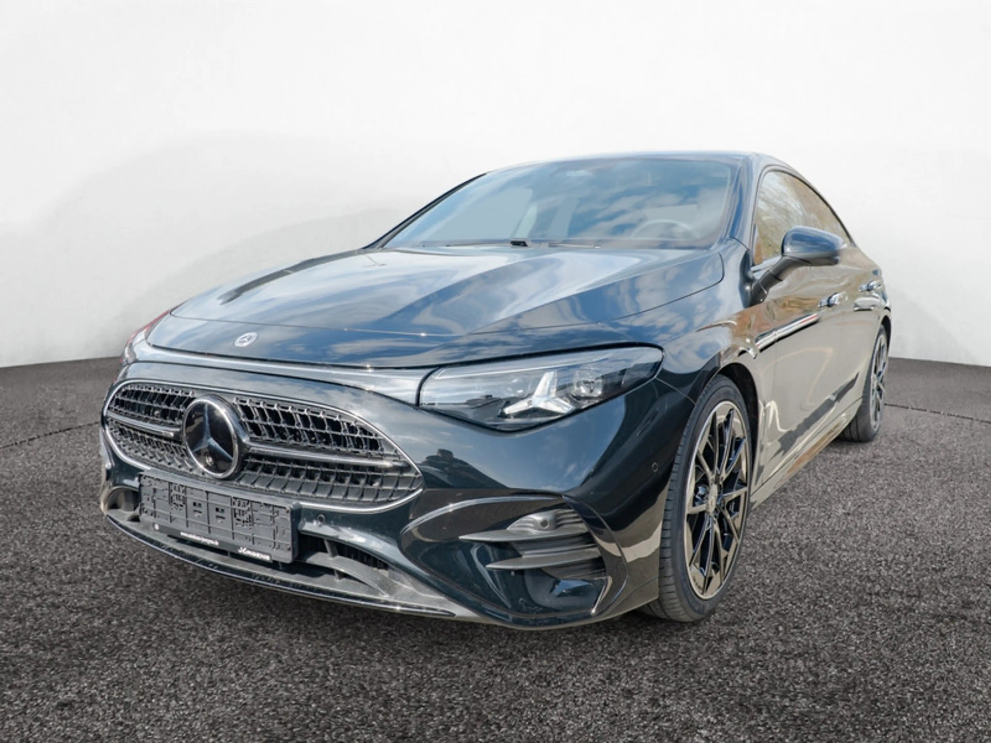 Mercedes-Benz CLA 200 AMG-Sport/Super/Pano/MLB/Night/Keyl/19" — photo 2