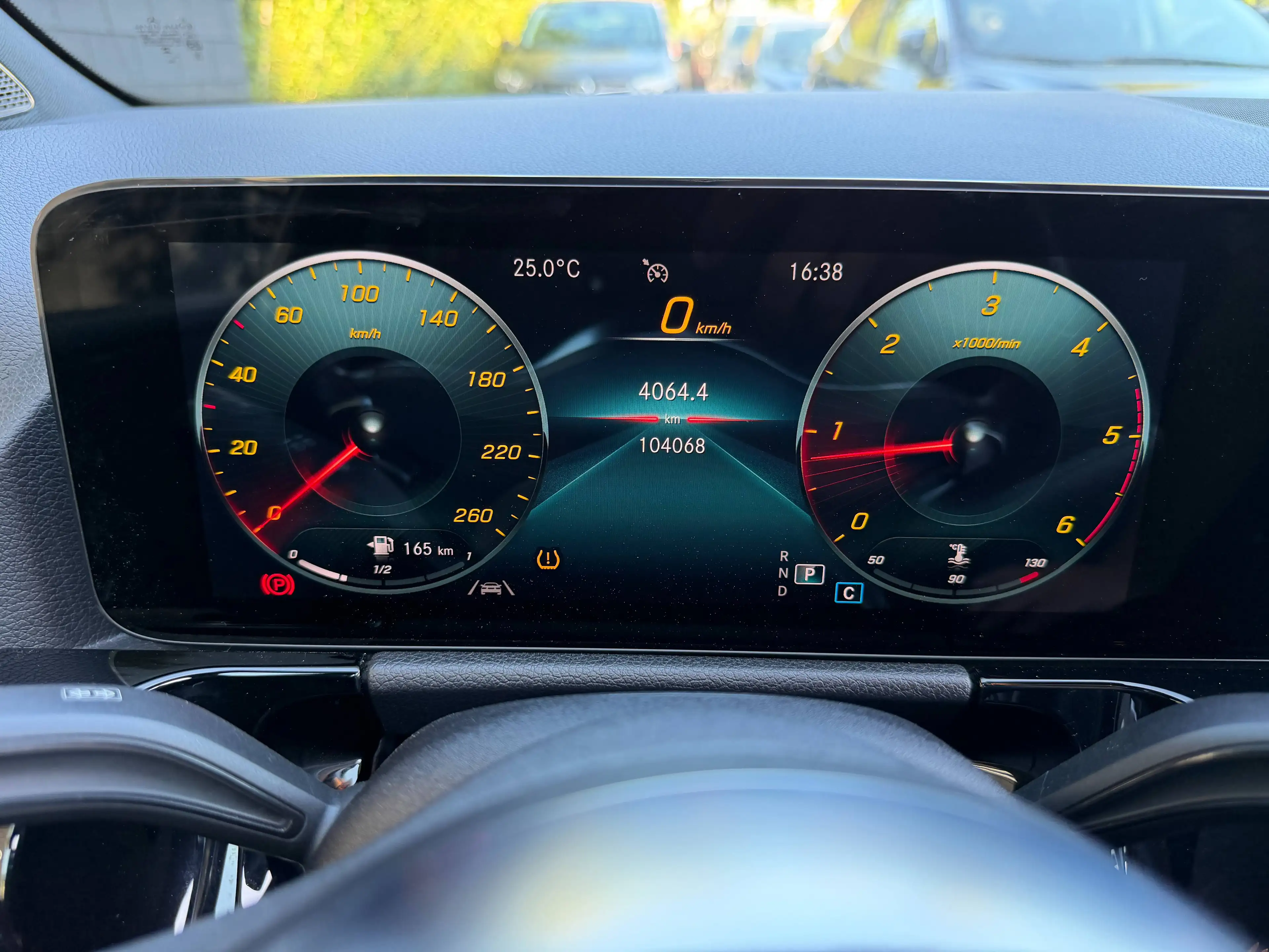 Mercedes-Benz B 200 d  PACK AMG+TOIT OUVRANT+AMBI LIGHT+CAMERA+LED — photo 12