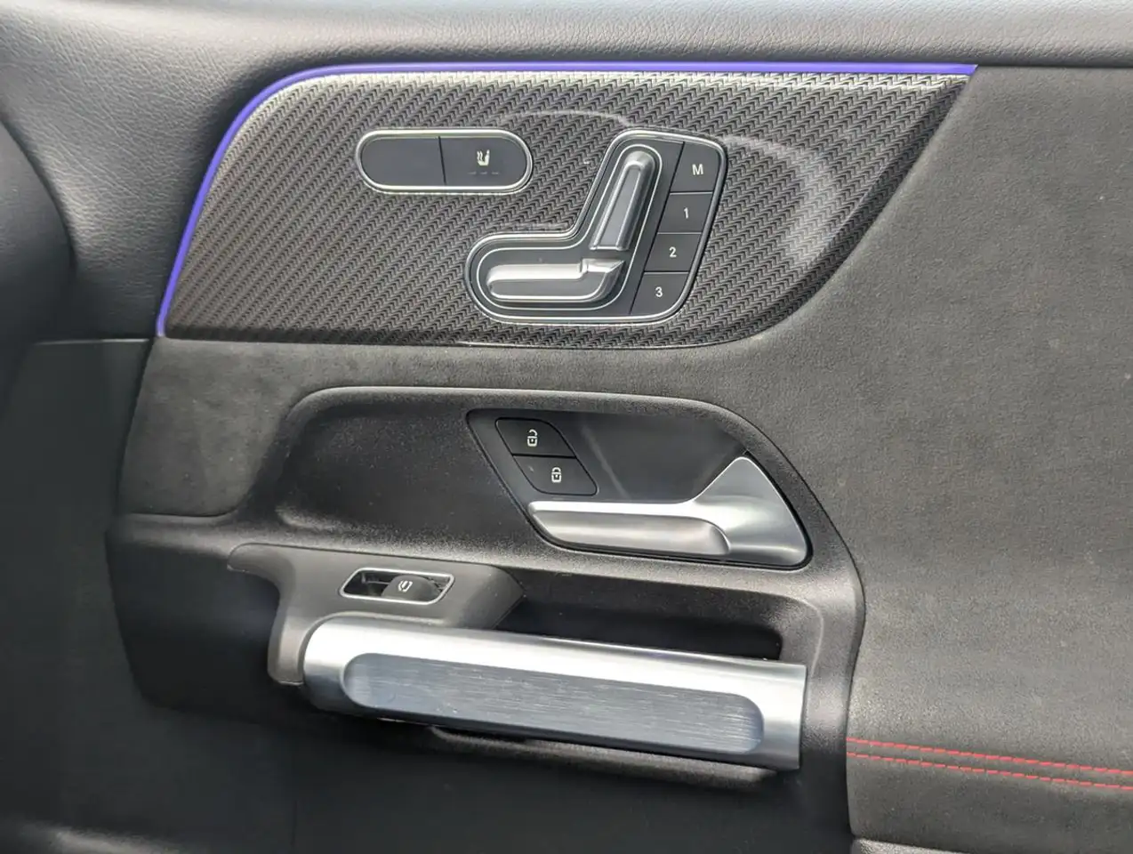 Mercedes-Benz GLB fotografie Mercedes-Benz GLB