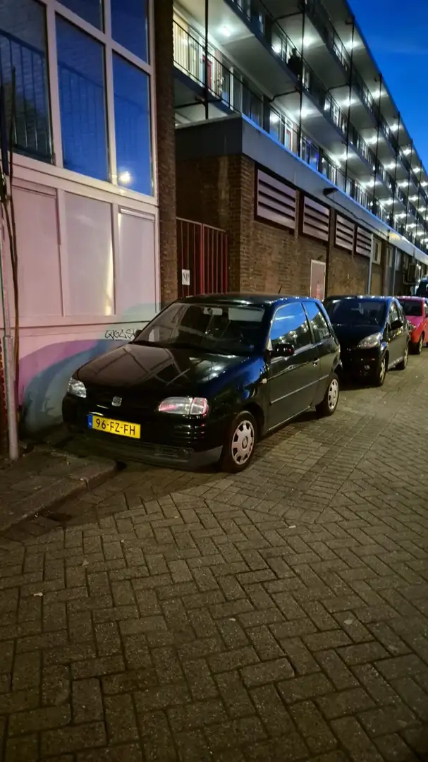 SEAT Arosa 1.4i Stella Schwarz - 1