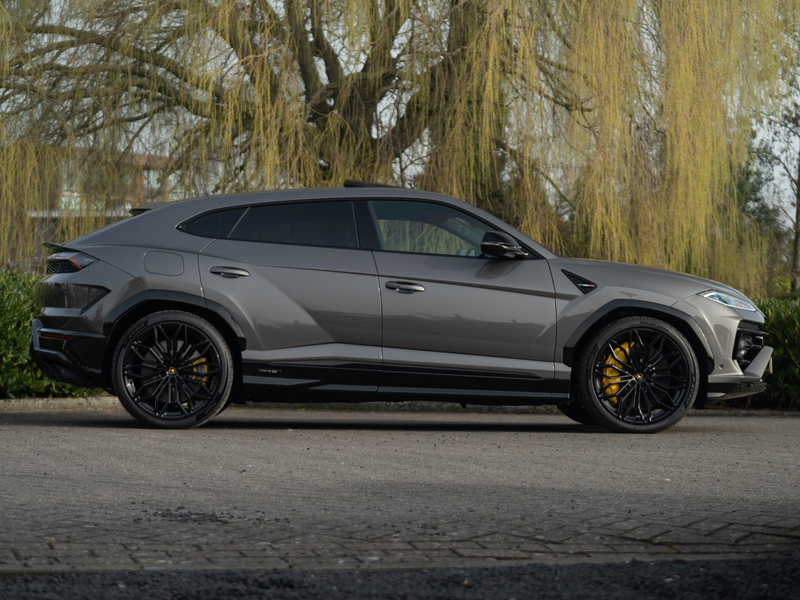 Lamborghini Urus SE 4.0 V8 Hybrid (2025) 800PK | Full Option | 1.50 — photo 4