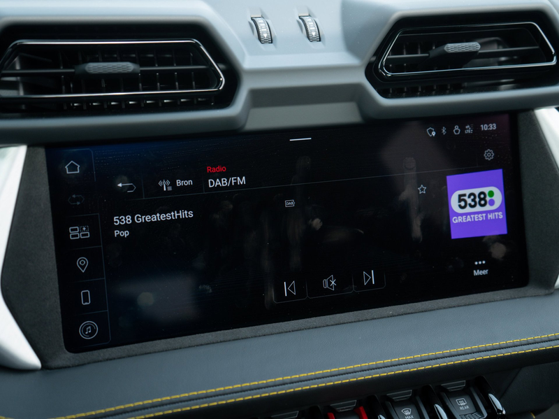 Lamborghini Urus SE 4.0 V8 Hybrid (2025) 800PK | Full Option | 1.50 — photo 44