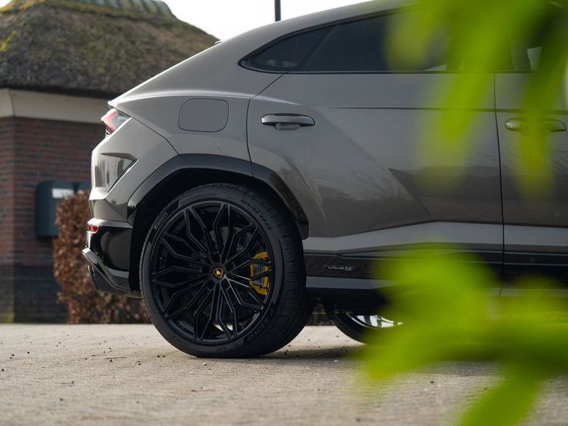 Lamborghini Urus SE 4.0 V8 Hybrid (2025) 800PK | Full Option | 1.50 — photo 26