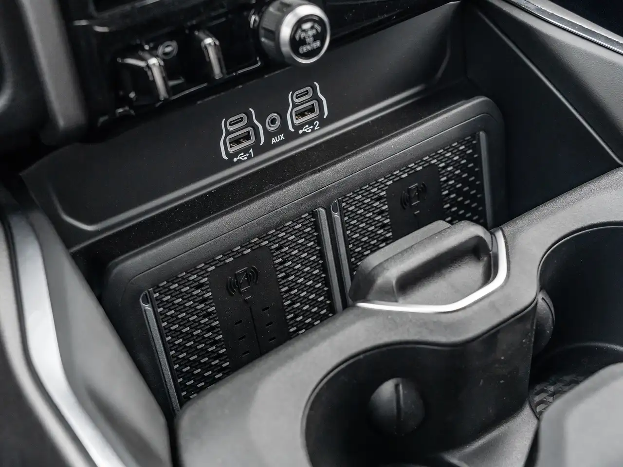 RAM 3500 снимка RAM 3500