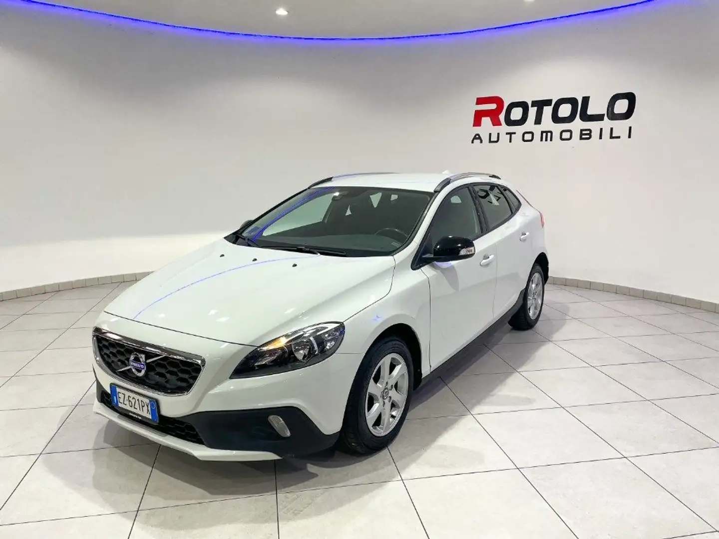 Volvo V40 Cross Country D2 1.6 Kinetic Wit - 1