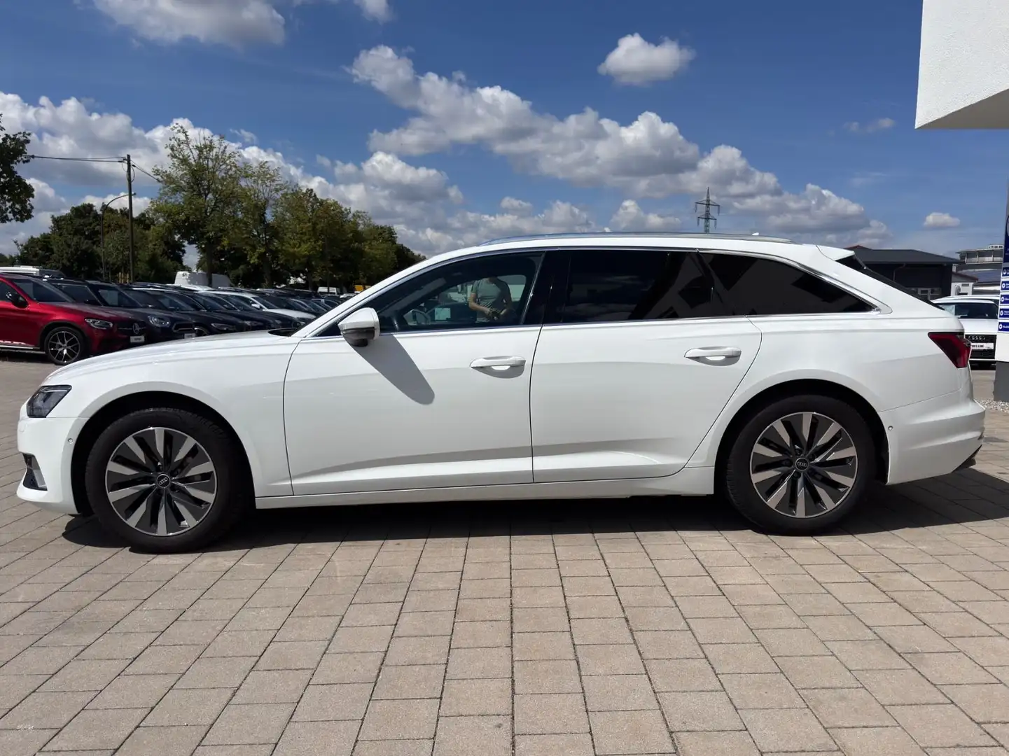 Audi A6 Avant 40 TDI sport AHK DAB LED RFK Temp Weiß - 2