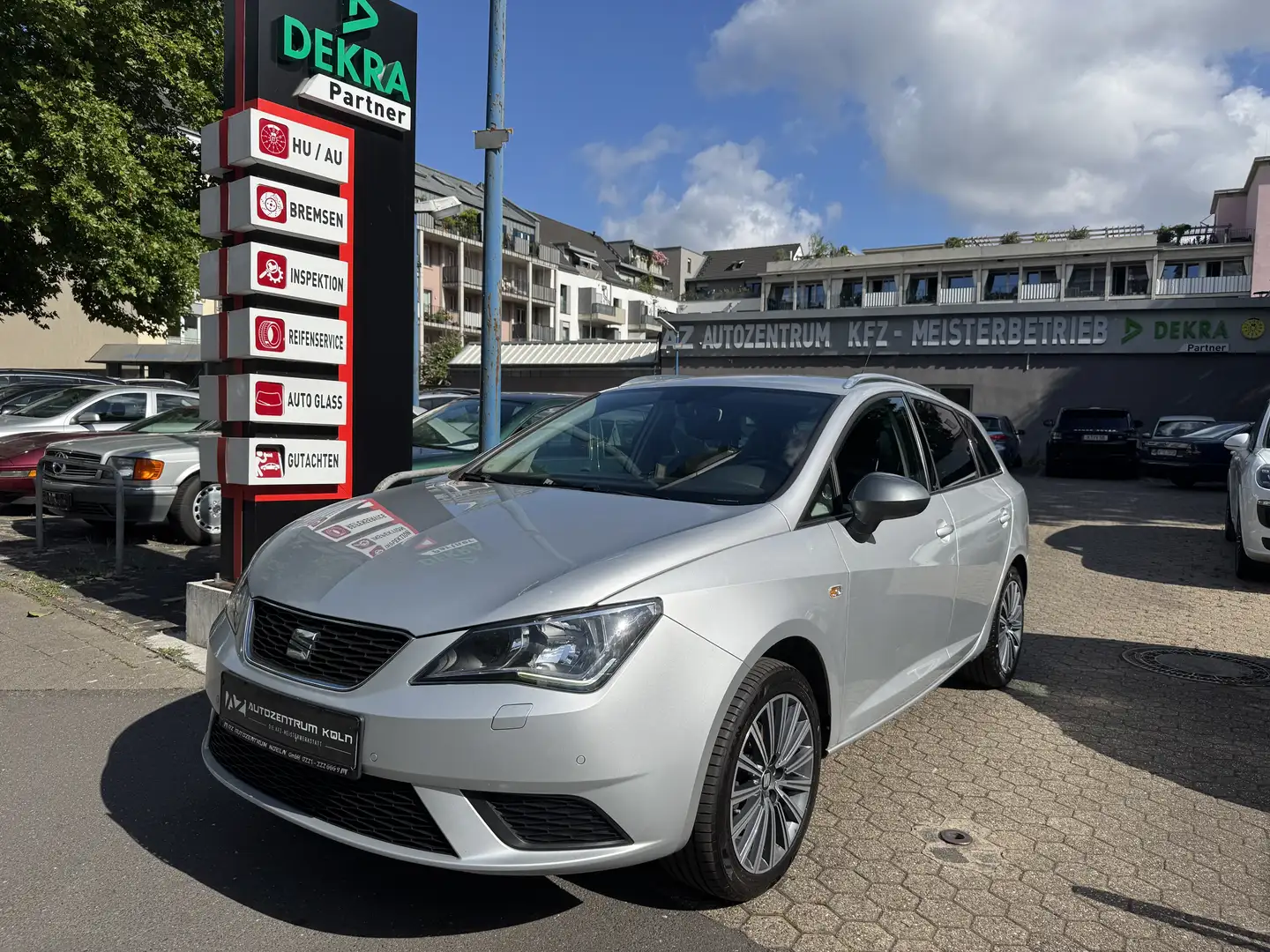 SEAT Ibiza Connect NAVI KLIMA ALU 2-HAND Gris - 1