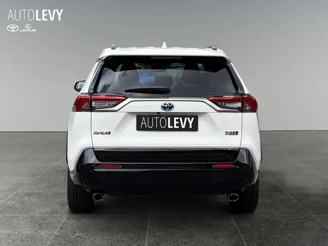 Toyota Rav4 view 5