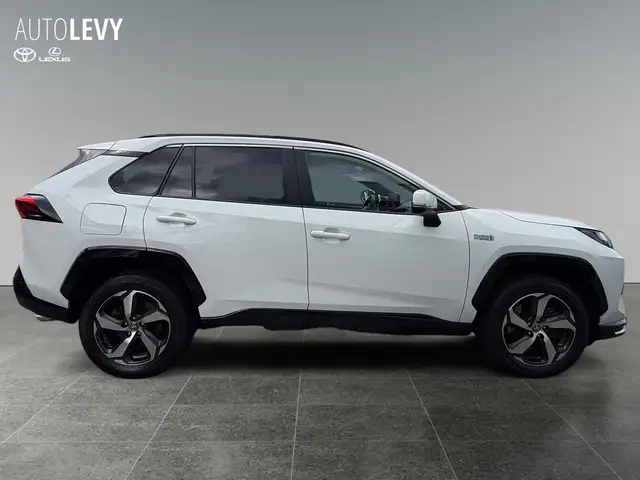 Toyota Rav4 view 7