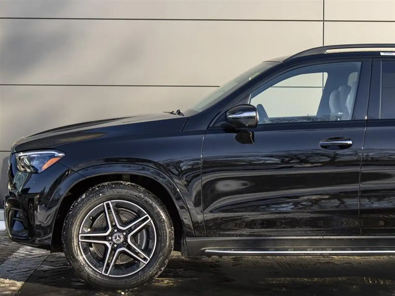 Mercedes-Benz GLE снимка Mercedes-Benz GLE