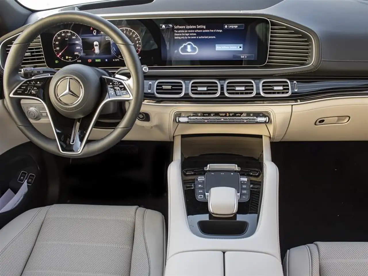 Mercedes-Benz GLE снимка Mercedes-Benz GLE