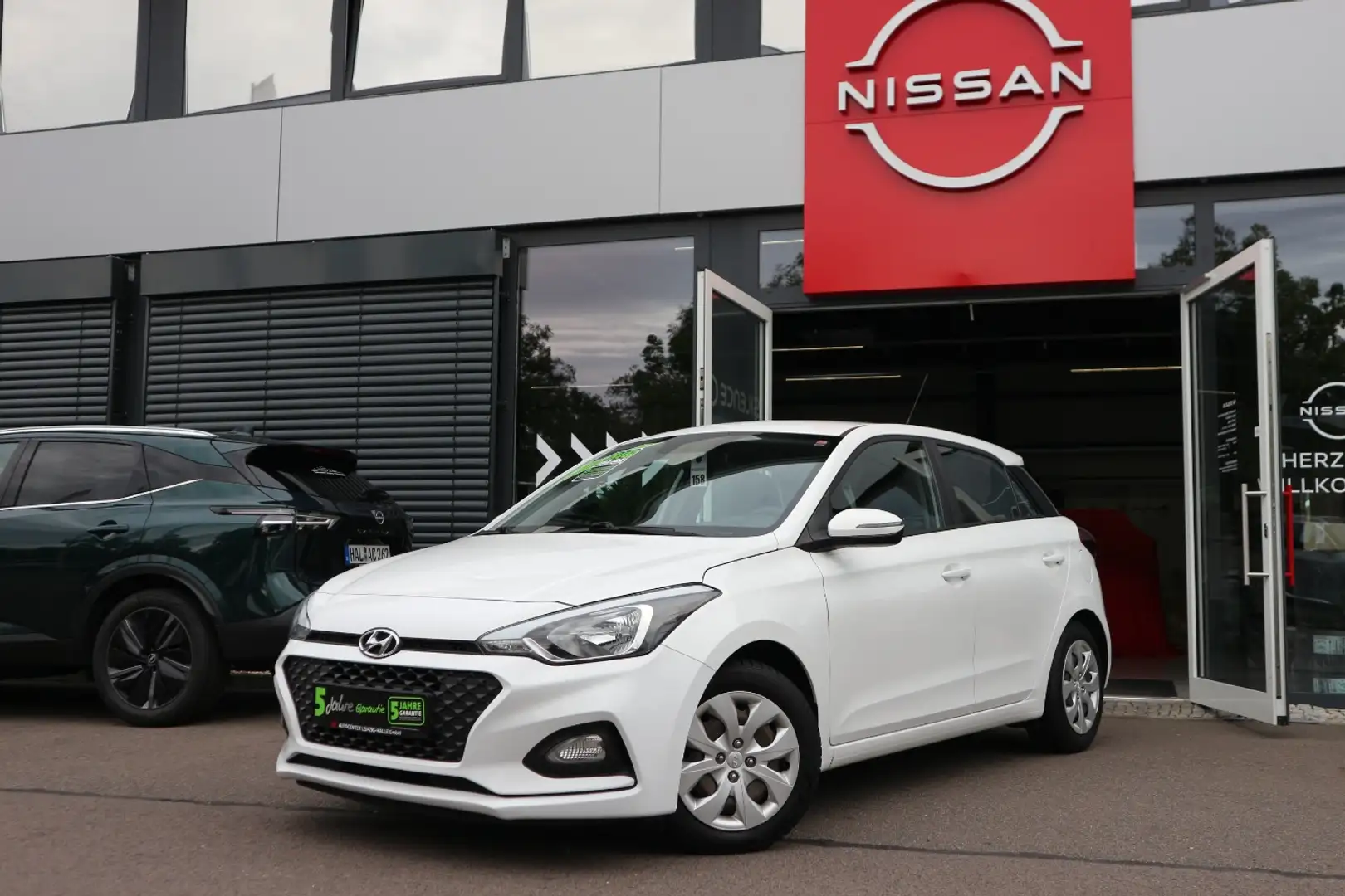 Hyundai i20 1.2 Classic Klima Alufelgen WKR TÜV NEU Blanc - 2