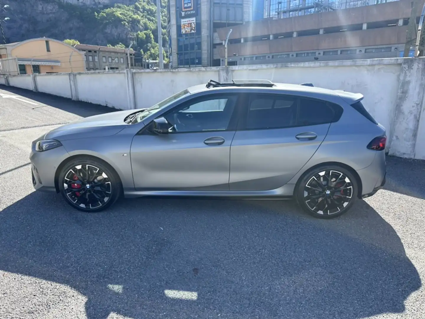 BMW M1 35 xdrive MSport Pro auto Gri - 2