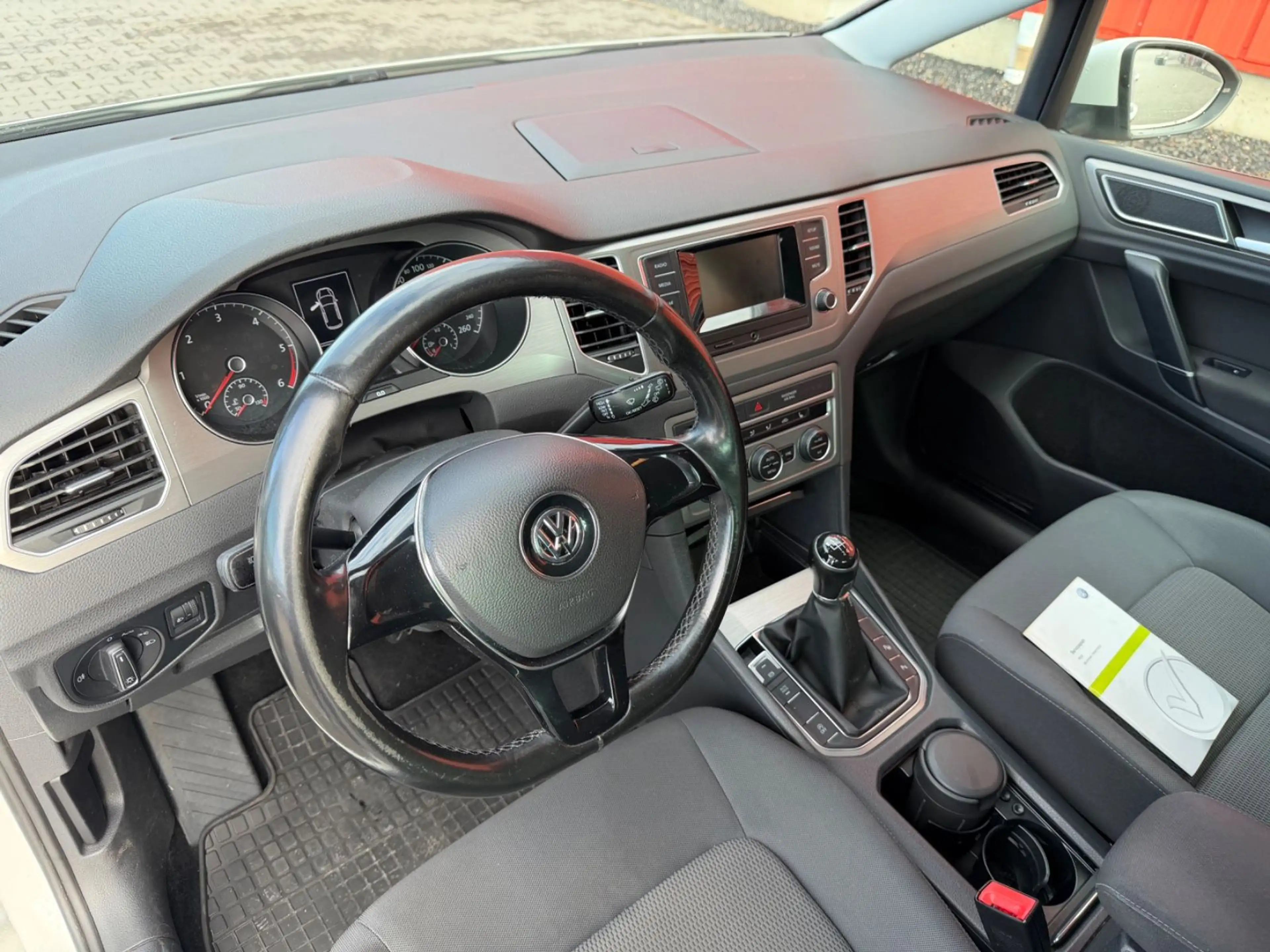Volkswagen Golf Sportsvan 2.0 TDI ZAHNRIE-NEU Klima Euro6 — photo 13