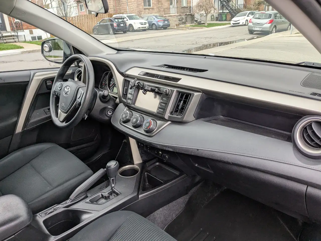 Toyota RAV 4 снимка Toyota RAV 4