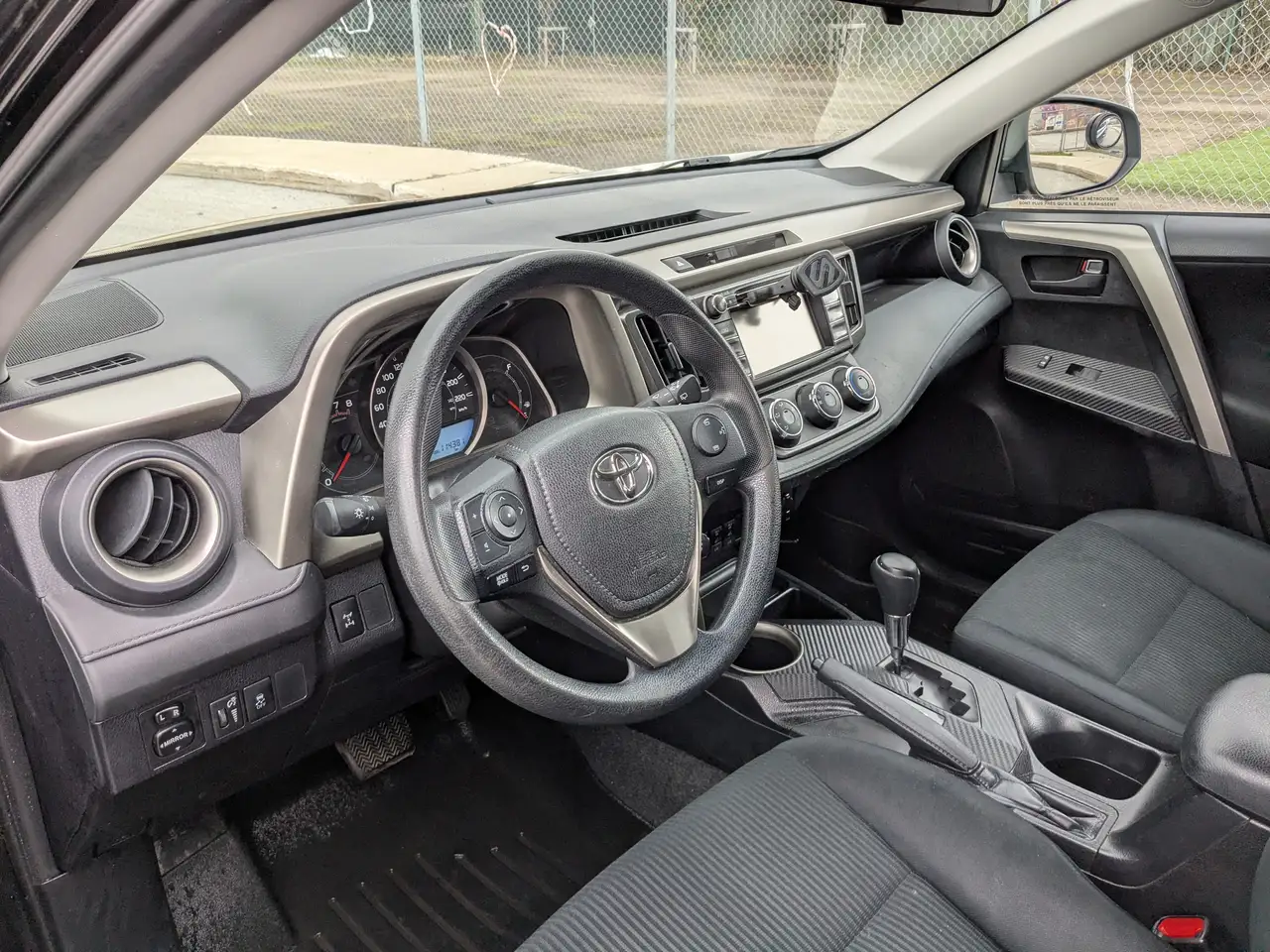 Toyota RAV 4 снимка Toyota RAV 4