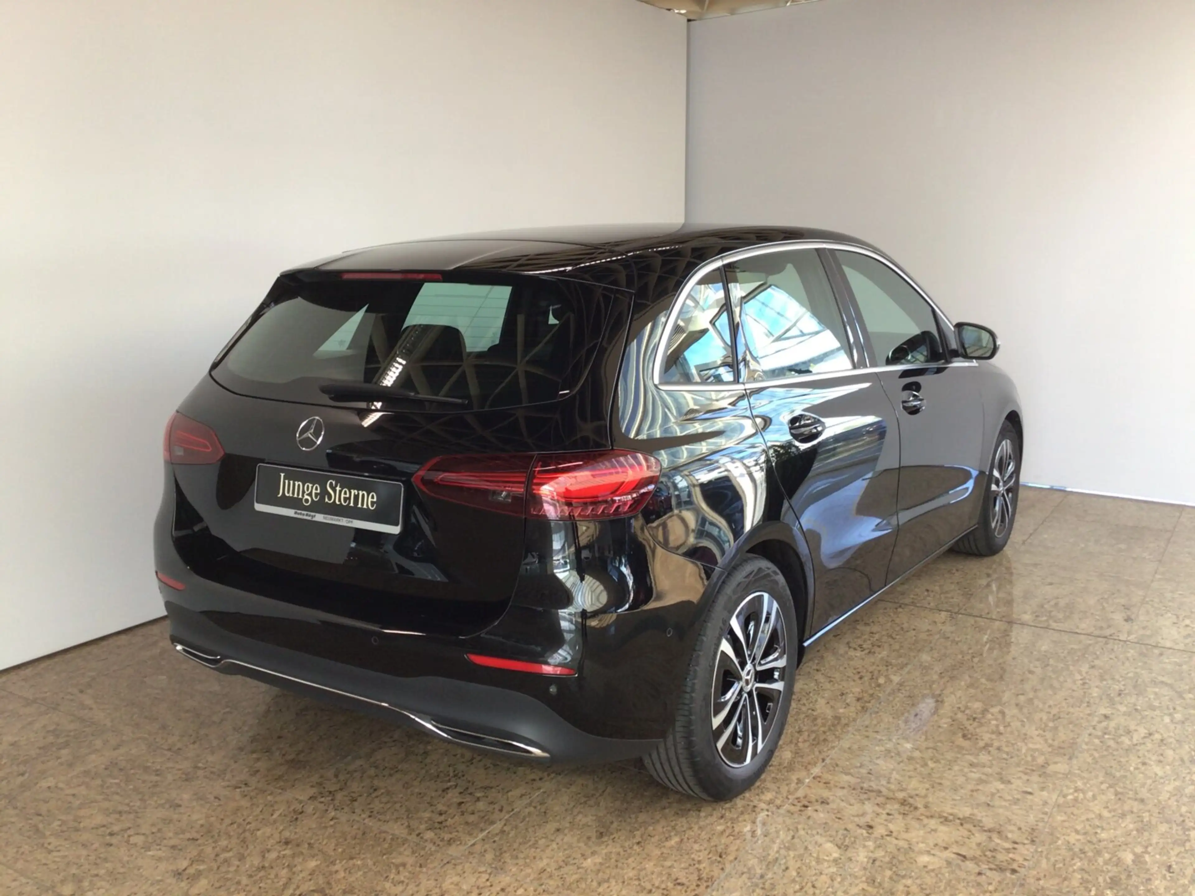 Mercedes-Benz B 250 B 250 4M Progressive/VKZ/MBUX/LED/Kamera/CarPlay — photo 4