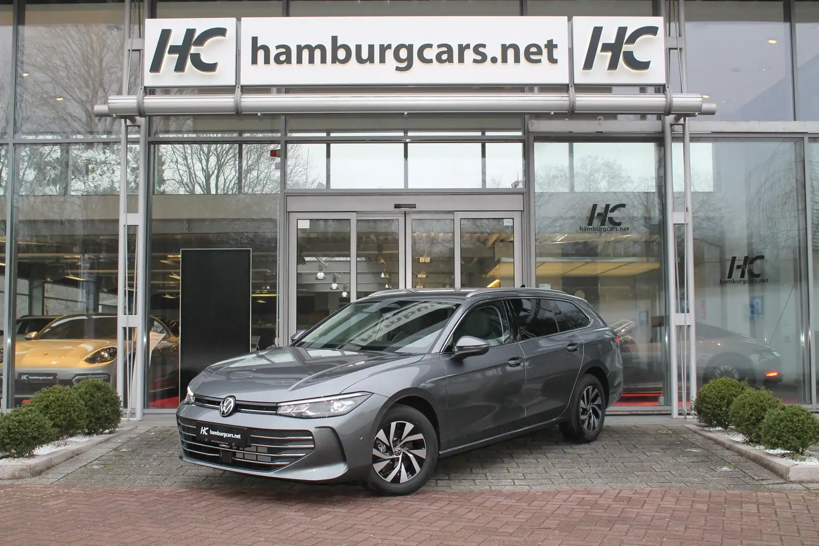Volkswagen Passat Variant Business 1.5 TSI DSG AHK Winter-AkustikPaket Gris - 2