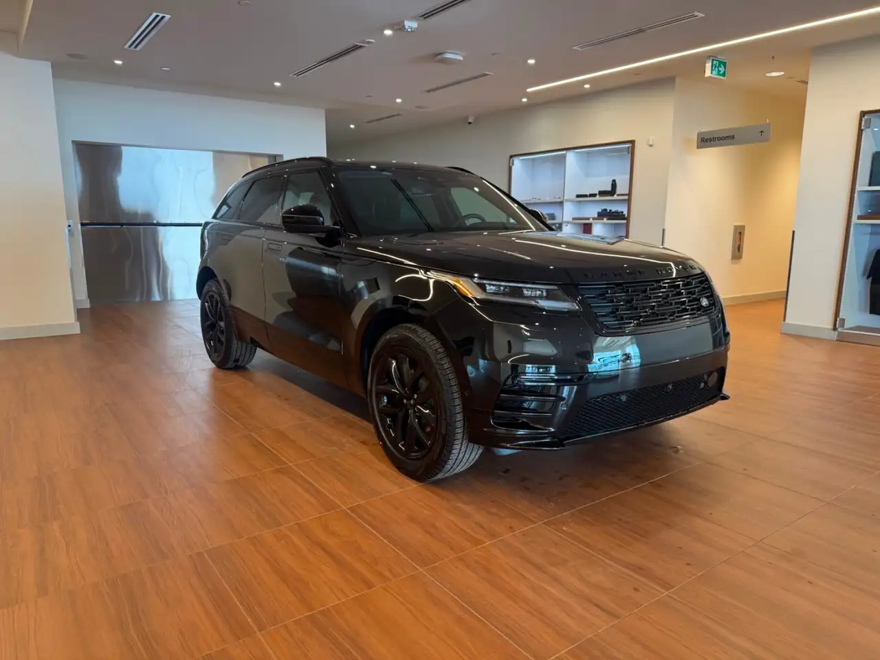 Land Rover Range Rover Velar снимка Land Rover Range Rover Velar