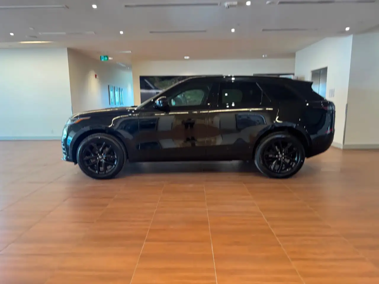 Land Rover Range Rover Velar снимка Land Rover Range Rover Velar