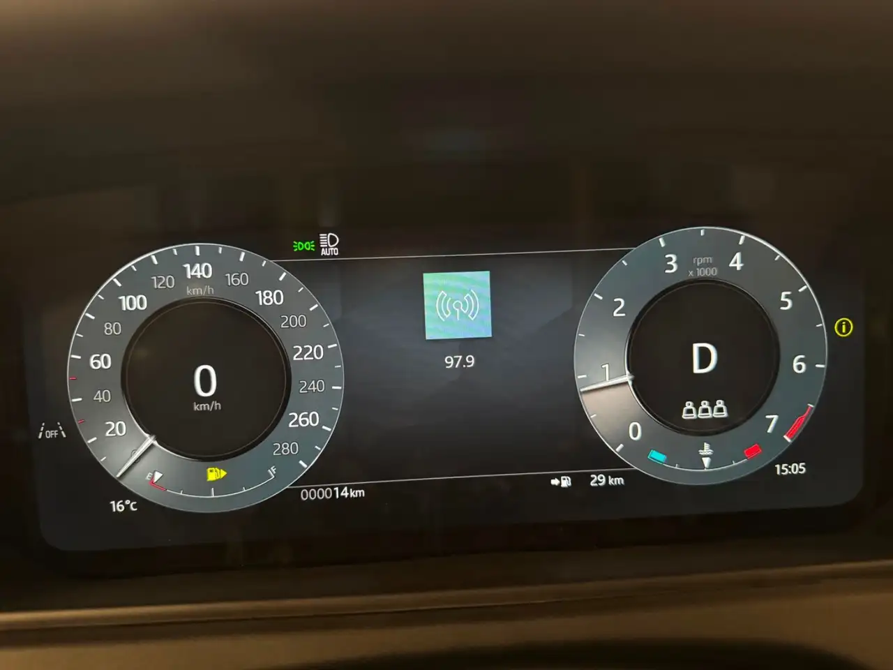Land Rover Range Rover Velar снимка Land Rover Range Rover Velar