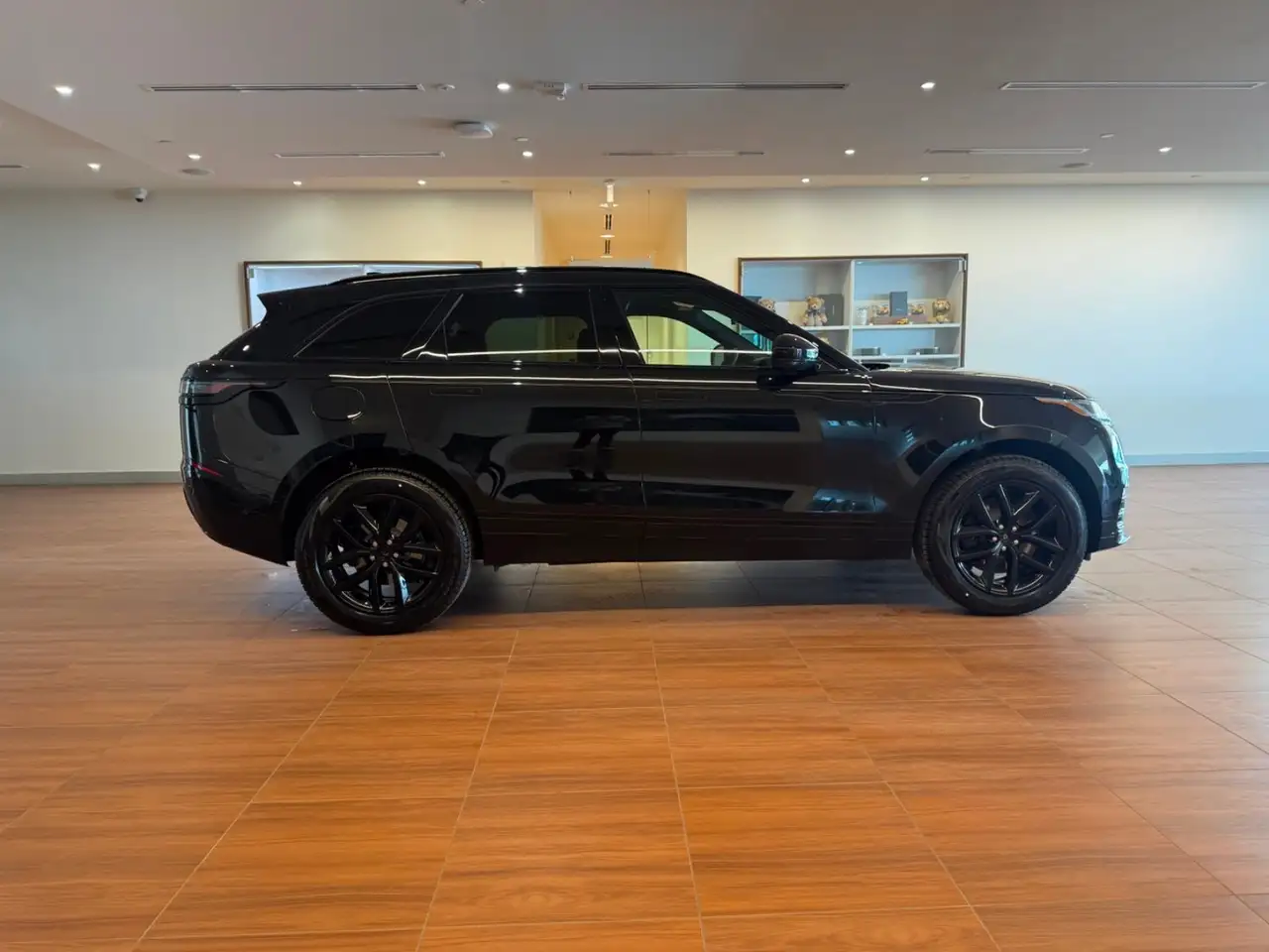 Land Rover Range Rover Velar снимка Land Rover Range Rover Velar