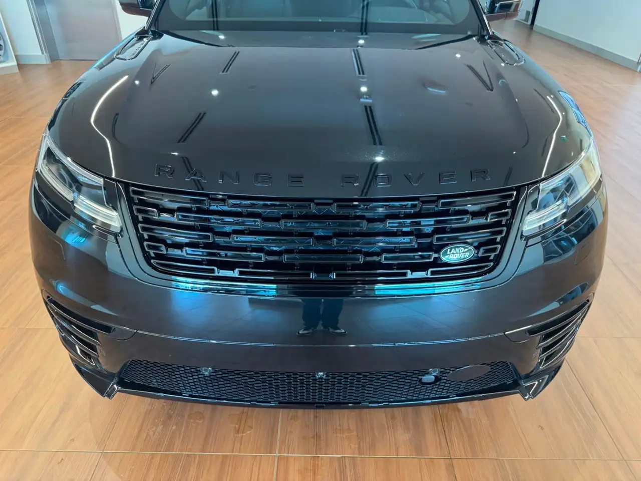 Land Rover Range Rover Velar снимка Land Rover Range Rover Velar