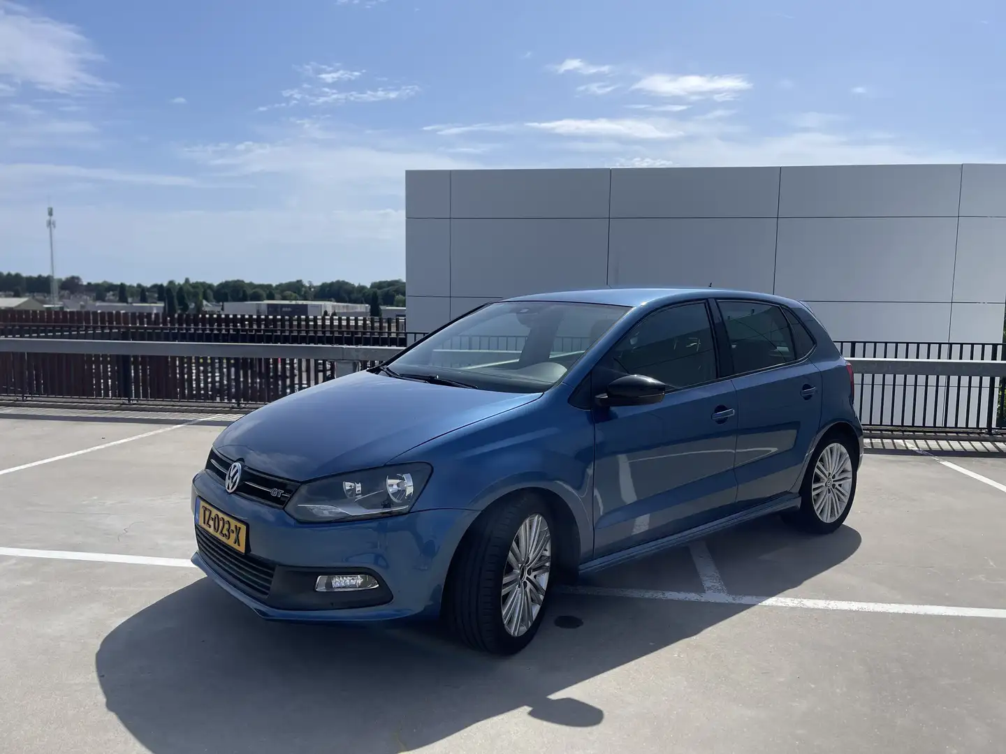 Volkswagen Polo 1.4 TSI BlueGT Blauw - 2