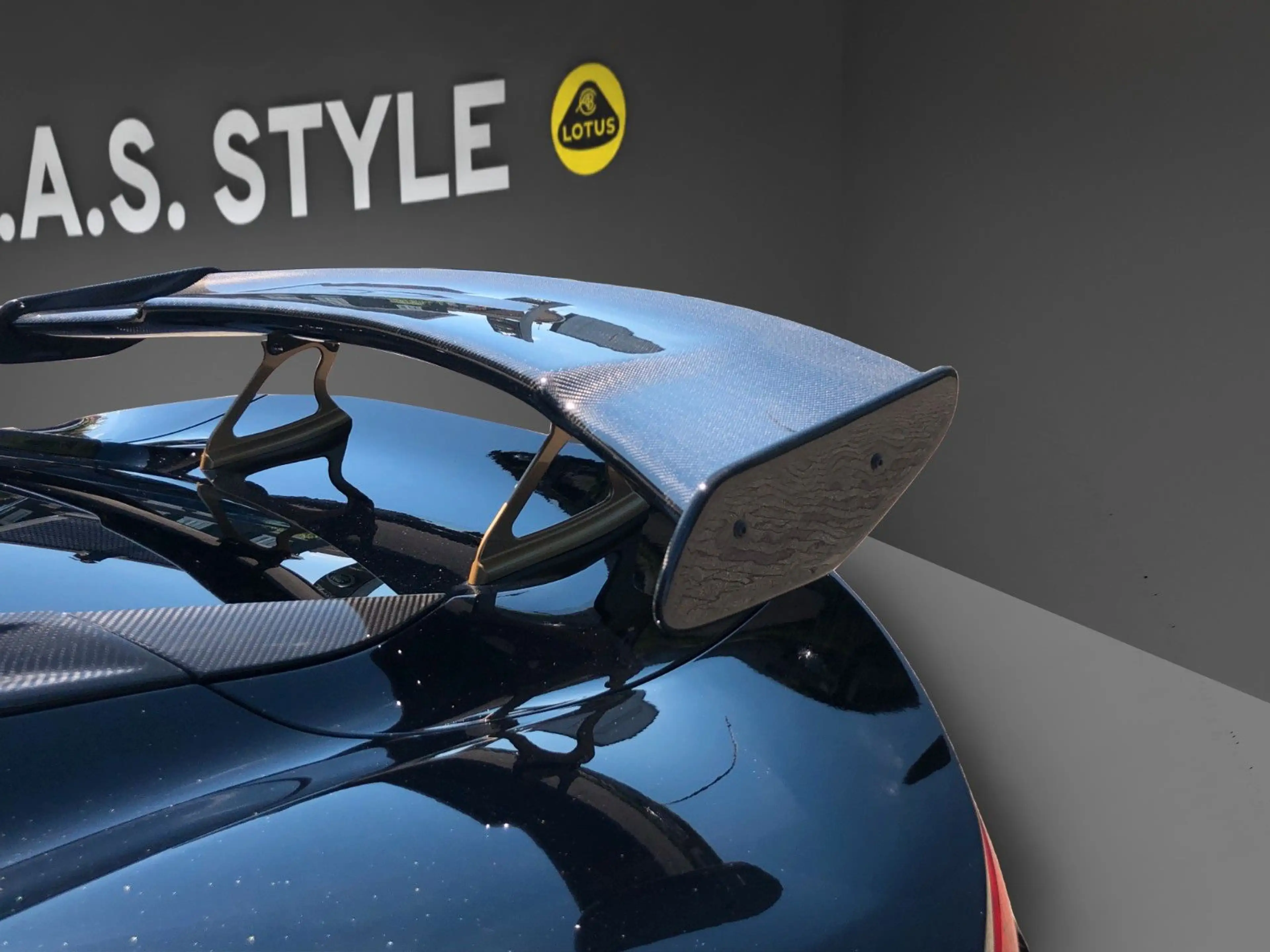 Lotus Emira V6 SOC by M.A.S. STYLE 1 of 1 — photo 15
