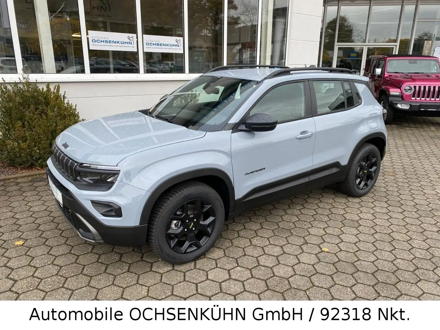 Jeep Avenger 1.2 Upland 4x4 / LED, Allw.R. Gris - 1