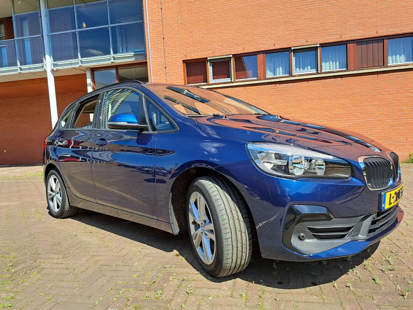 BMW 225 XE iPerformance Blauw - 1
