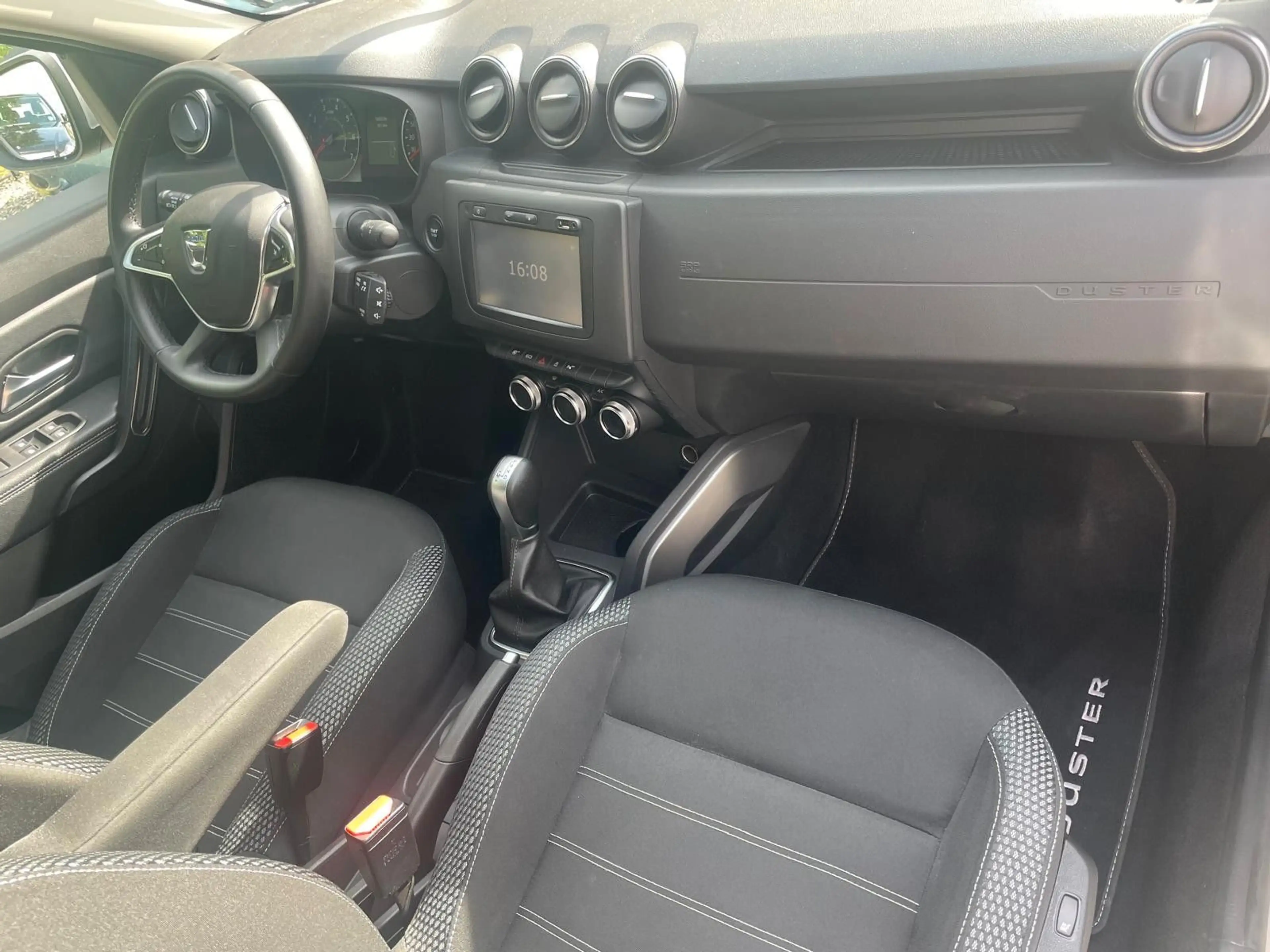 Dacia Duster dCi 110 2WD NAVI   AUTOMATIK — photo 8