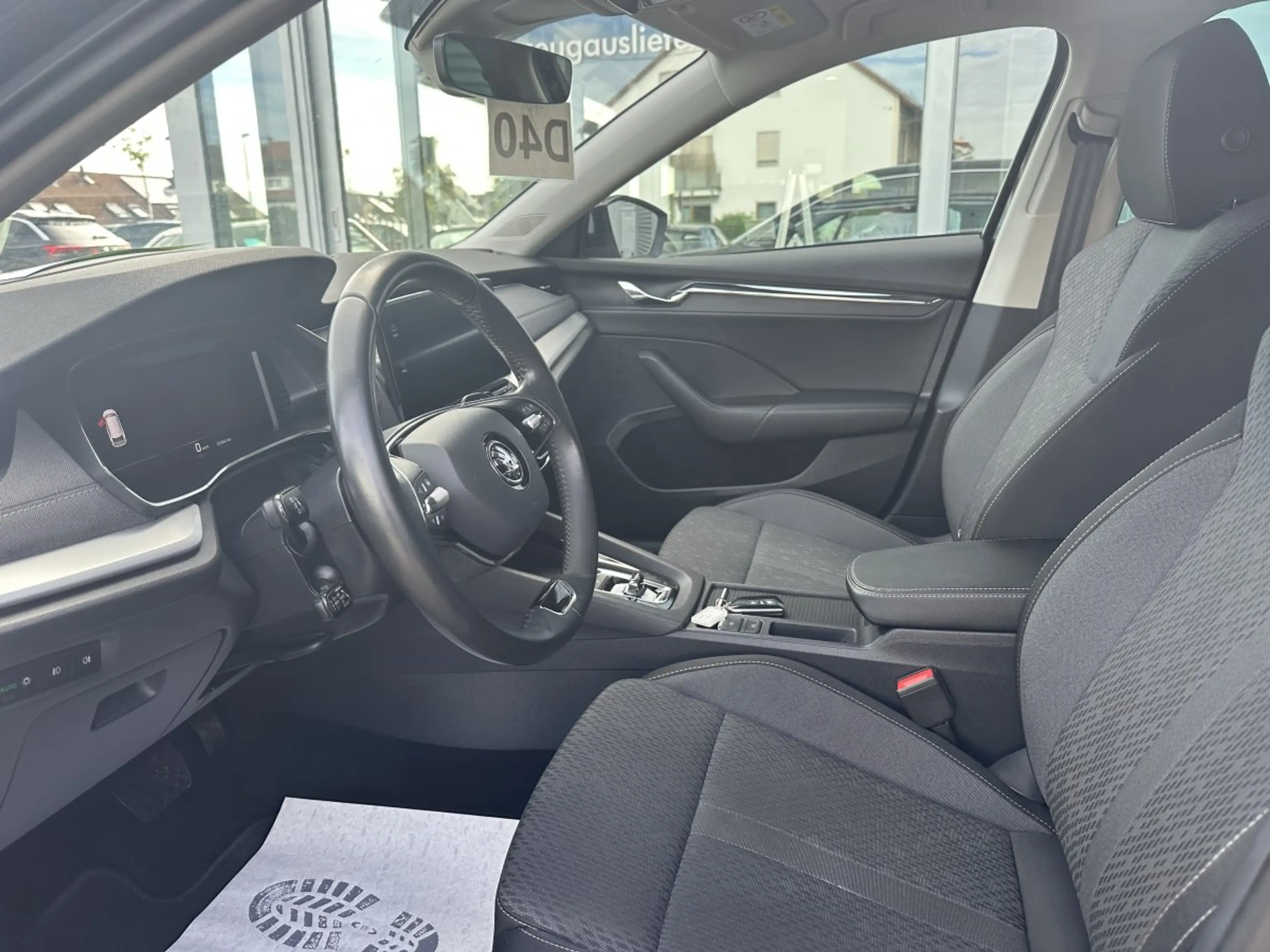 Skoda Octavia Combi 1.5G-TEC DSG FIRST EDITION*VC*LED — photo 8