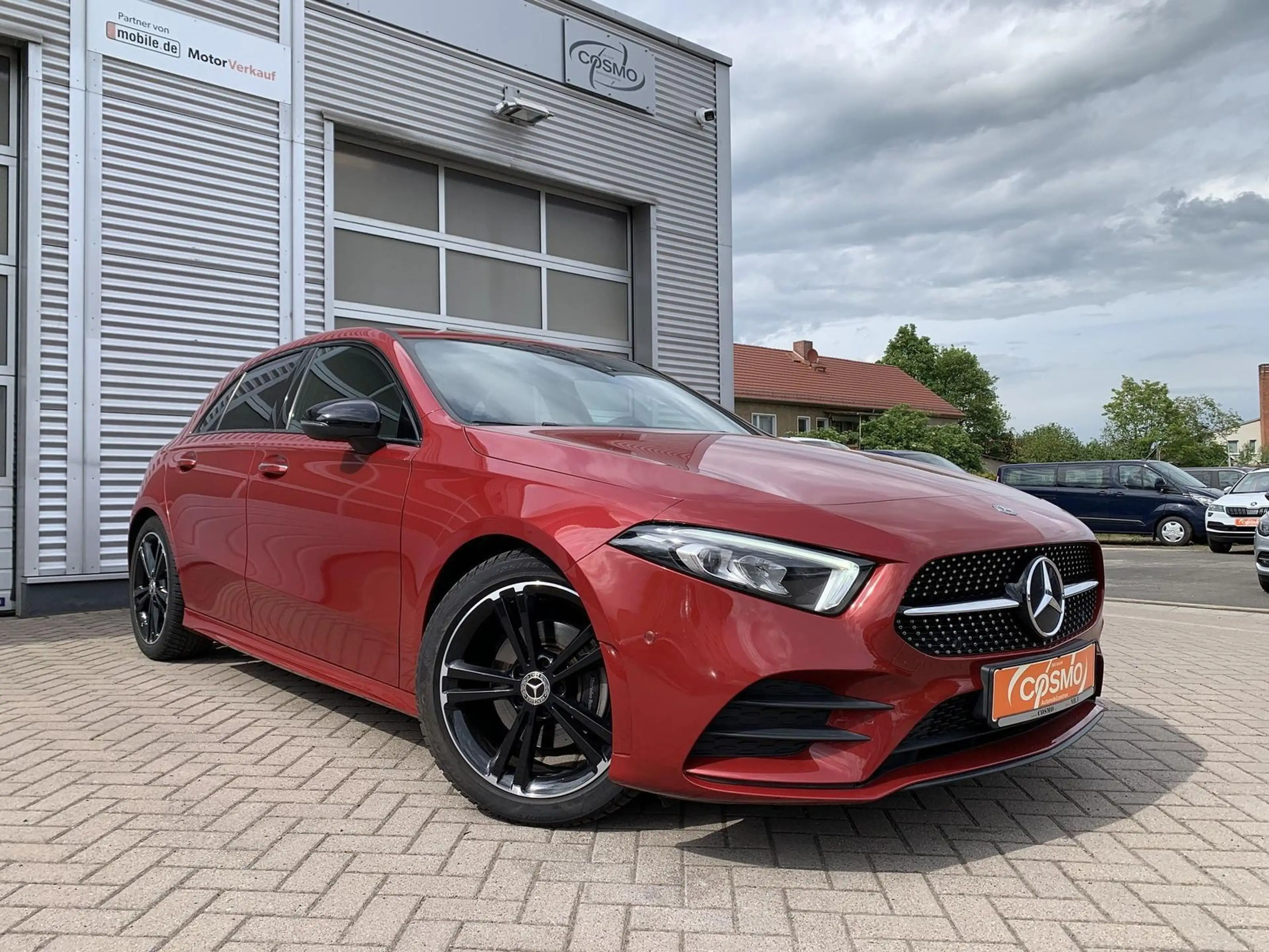 Mercedes-Benz A 200 A200d AMG-Line NightPaket+Ambiente+RFK+Keyless — photo 3