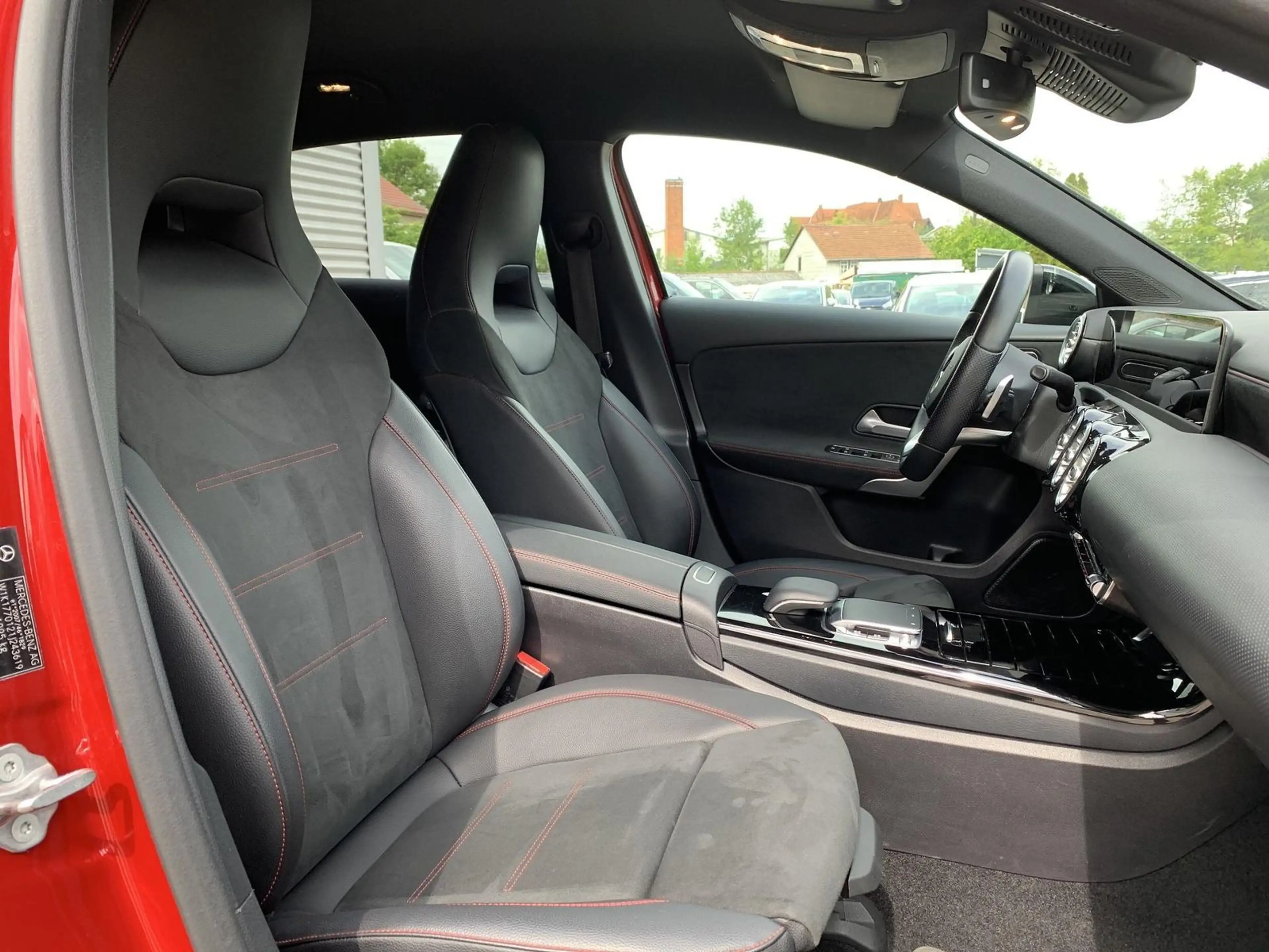 Mercedes-Benz A 200 A200d AMG-Line NightPaket+Ambiente+RFK+Keyless — photo 12