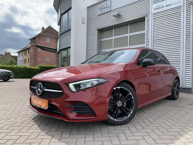 Mercedes-Benz A 200 A200d AMG-Line NightPaket+Ambiente+RFK+Keyless