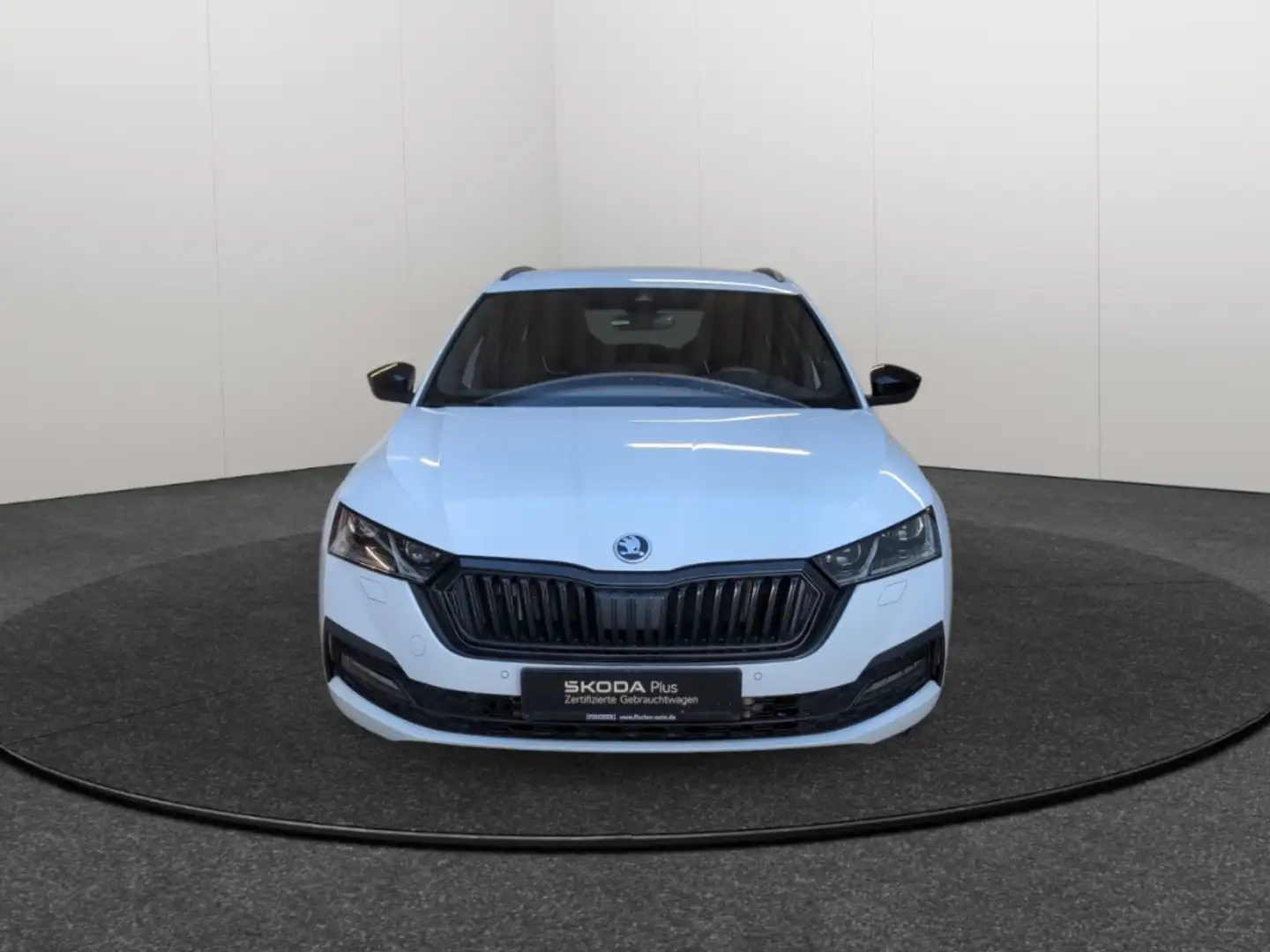 Skoda Octavia Combi 1.4TSI iV DSG Style Matrix Navi HUD Rear Vie Weiß - 2