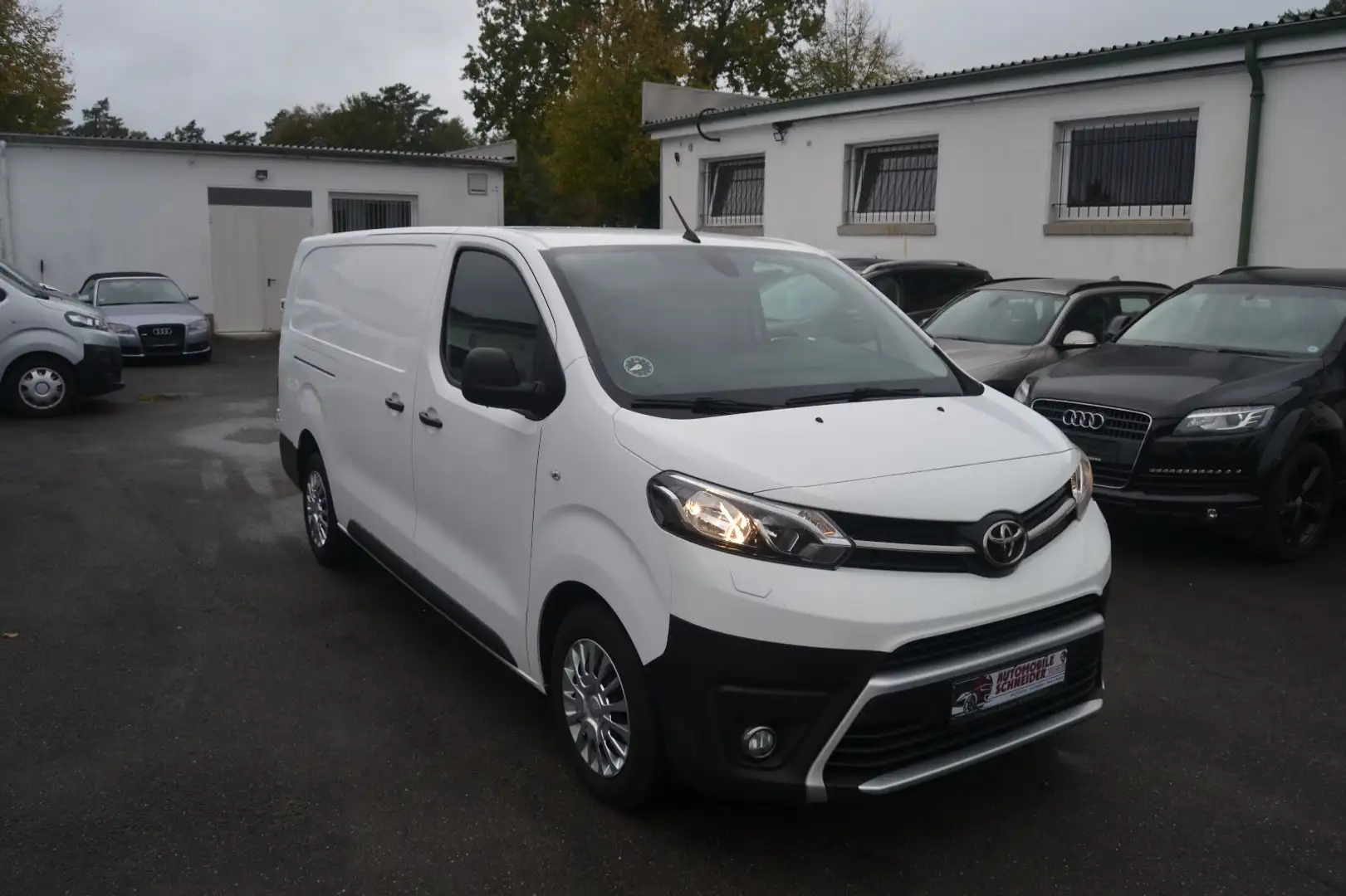 Toyota Proace L2 Kasten Comfort Weiß - 2