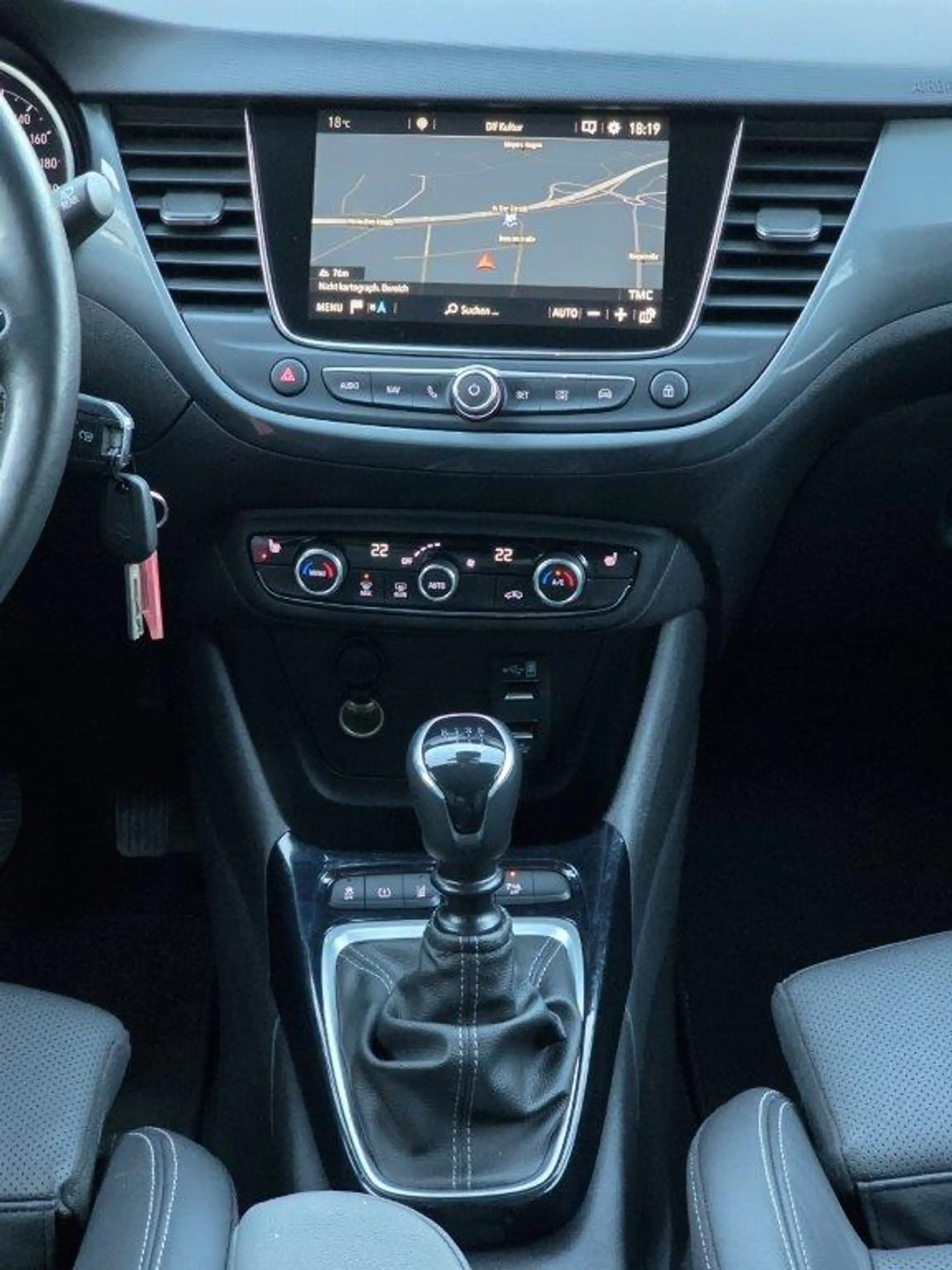 Opel Crossland X 1.2 Start/Stop Innovation — photo 13