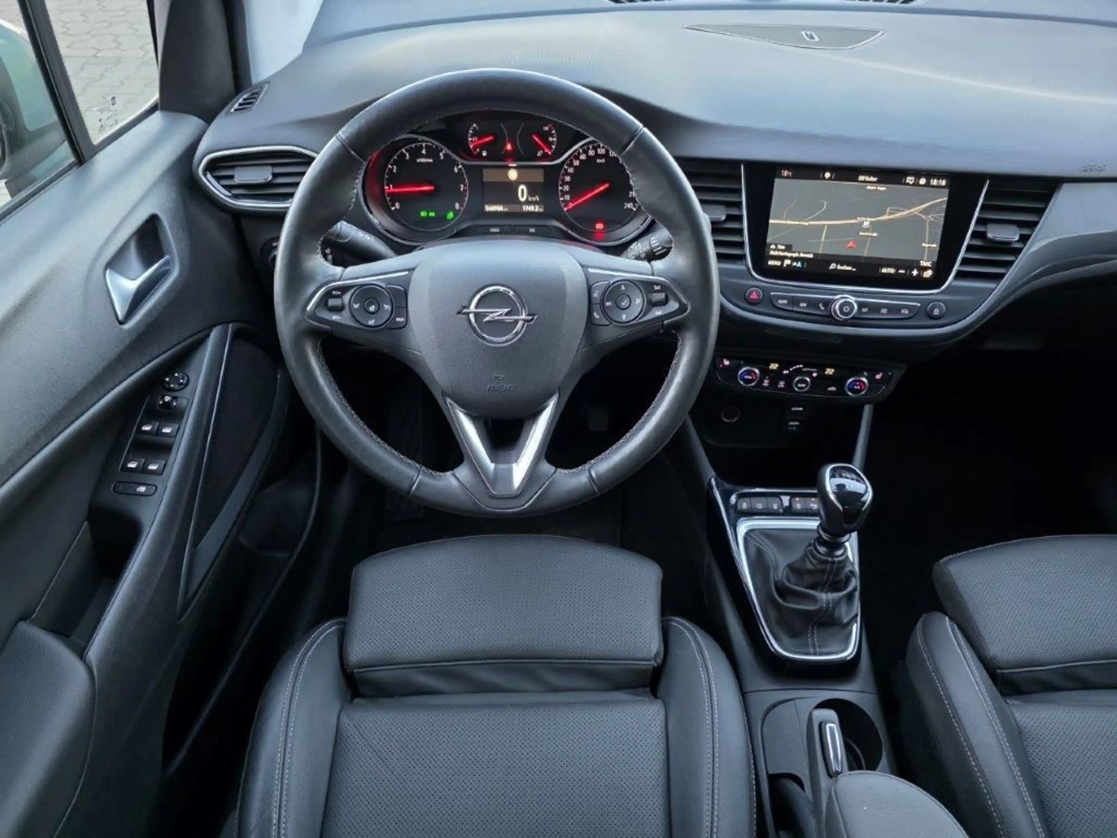 Opel Crossland X 1.2 Start/Stop Innovation — photo 12