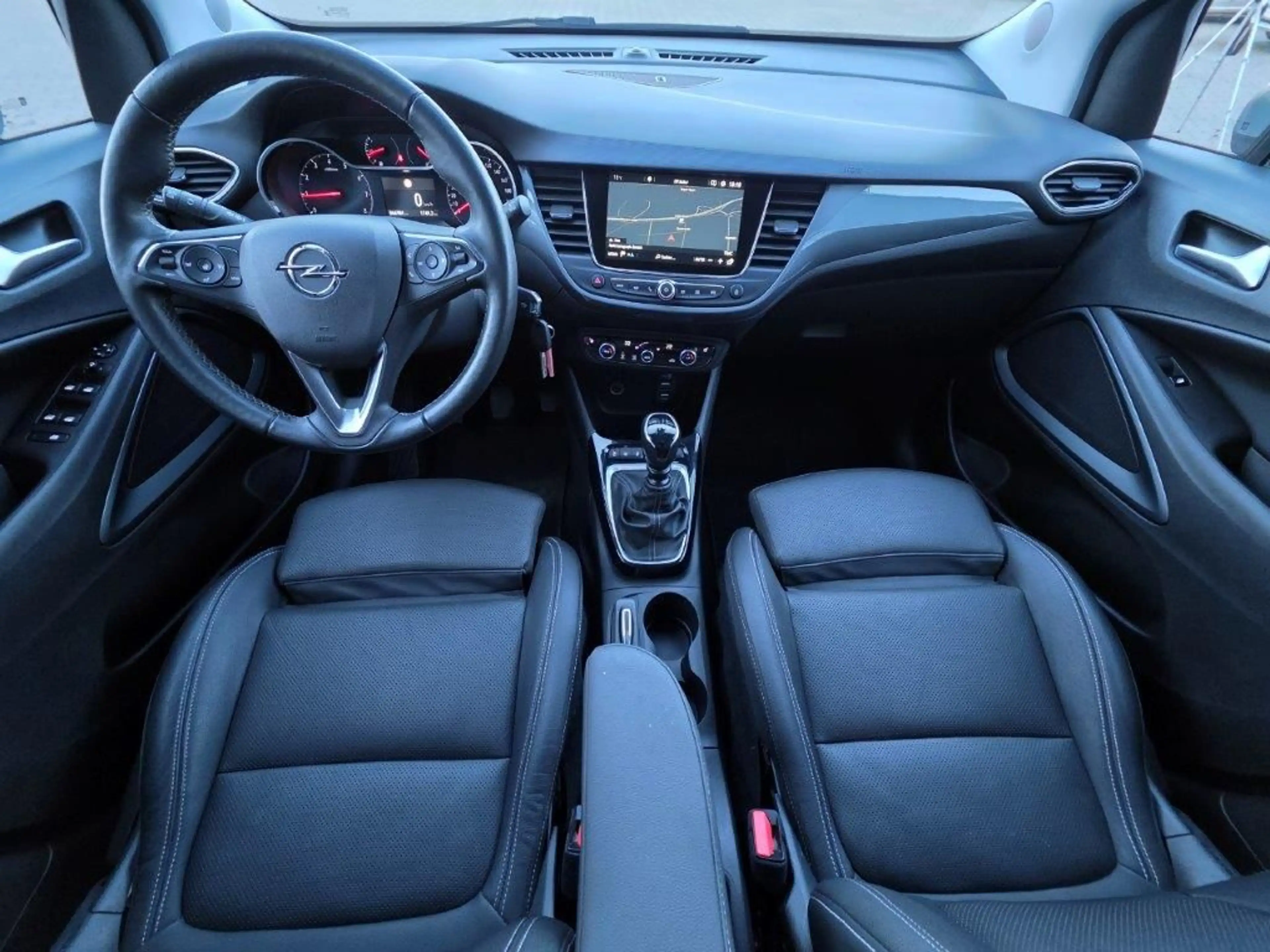 Opel Crossland X 1.2 Start/Stop Innovation — photo 11