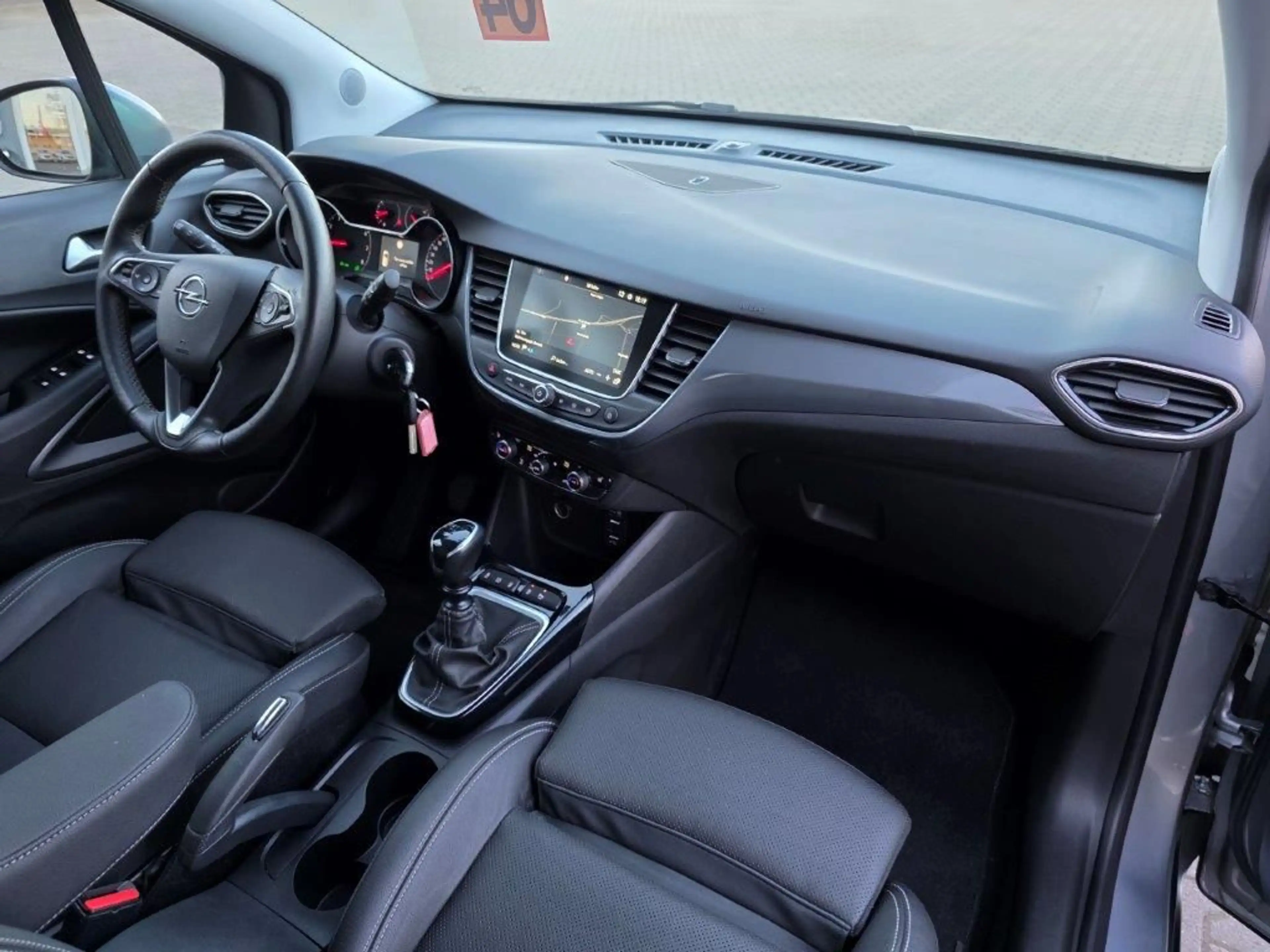 Opel Crossland X 1.2 Start/Stop Innovation — photo 10