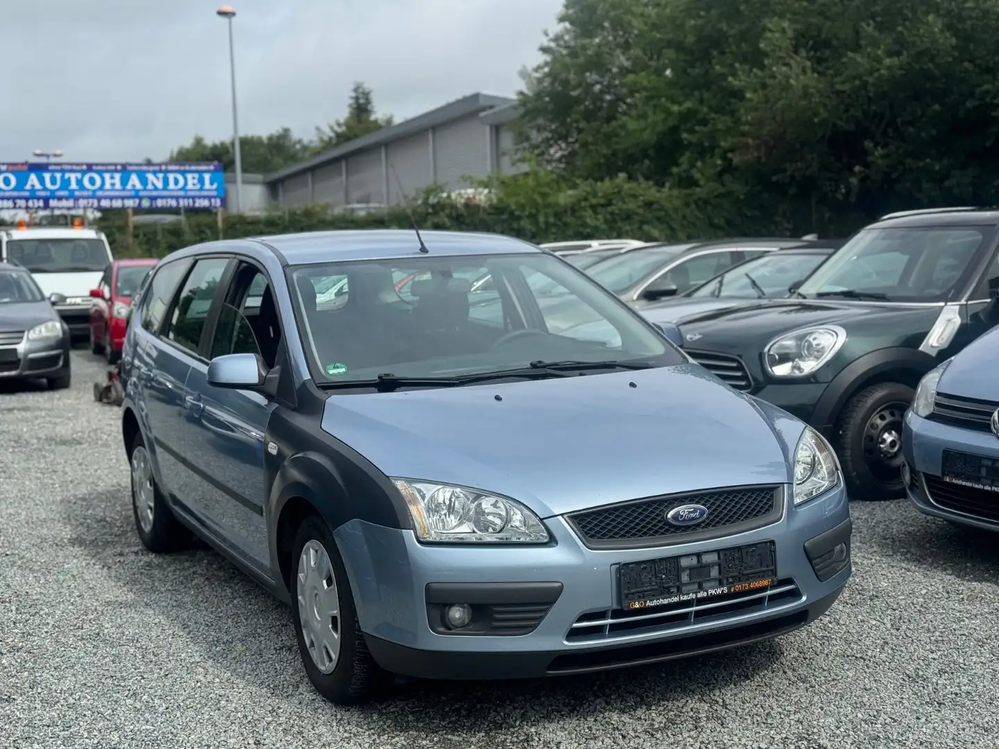 Ford Focus 1.6 Ambiente Azul - 2