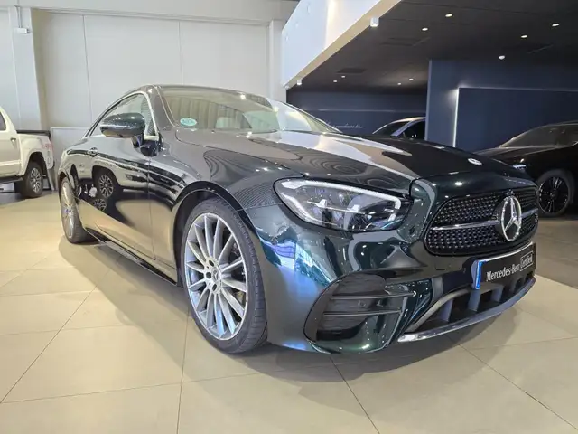 Mercedes-Benz E-Class view 8
