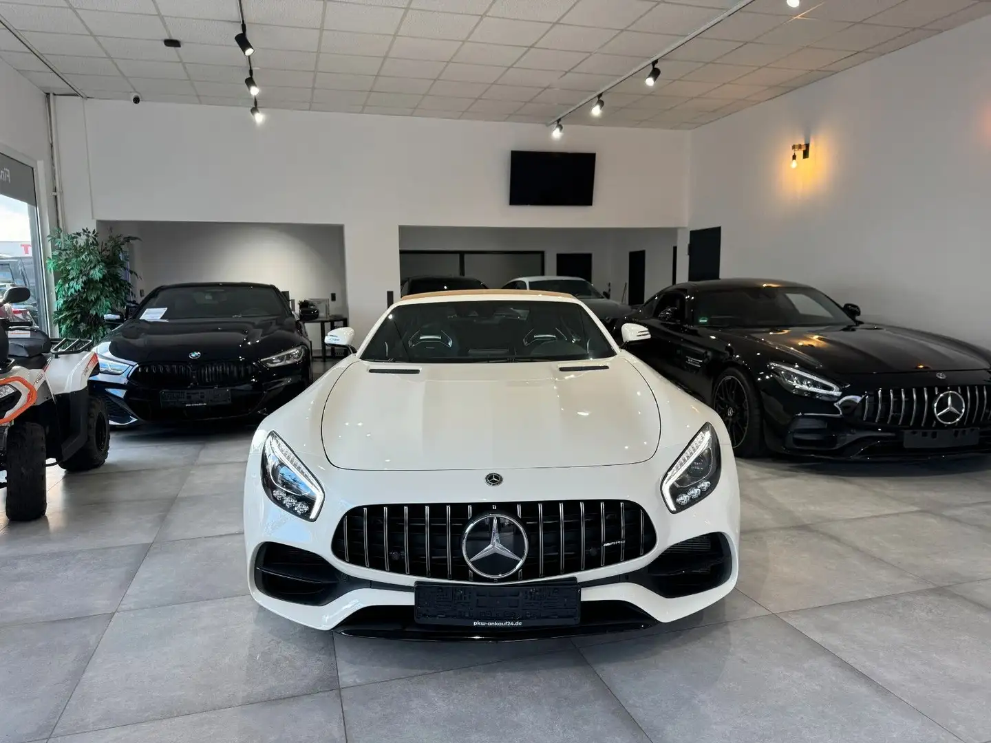 Mercedes-Benz AMG GT Roadster designoBurmester/RFK/Performance Blanc - 1